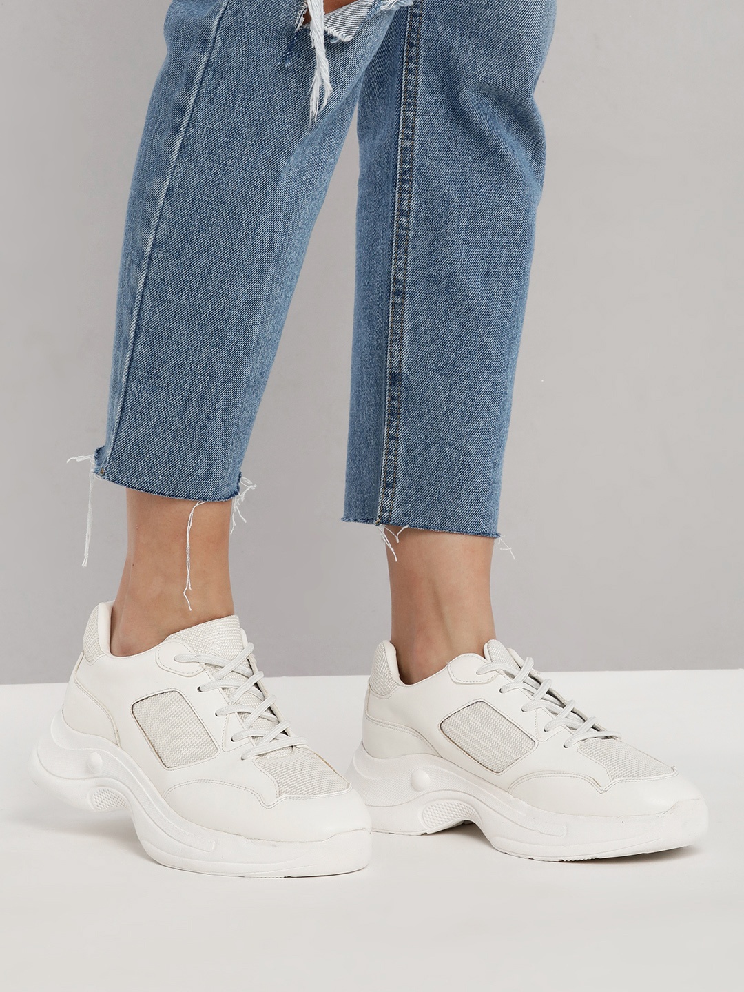 

Roadster Women White Solid Sneakers