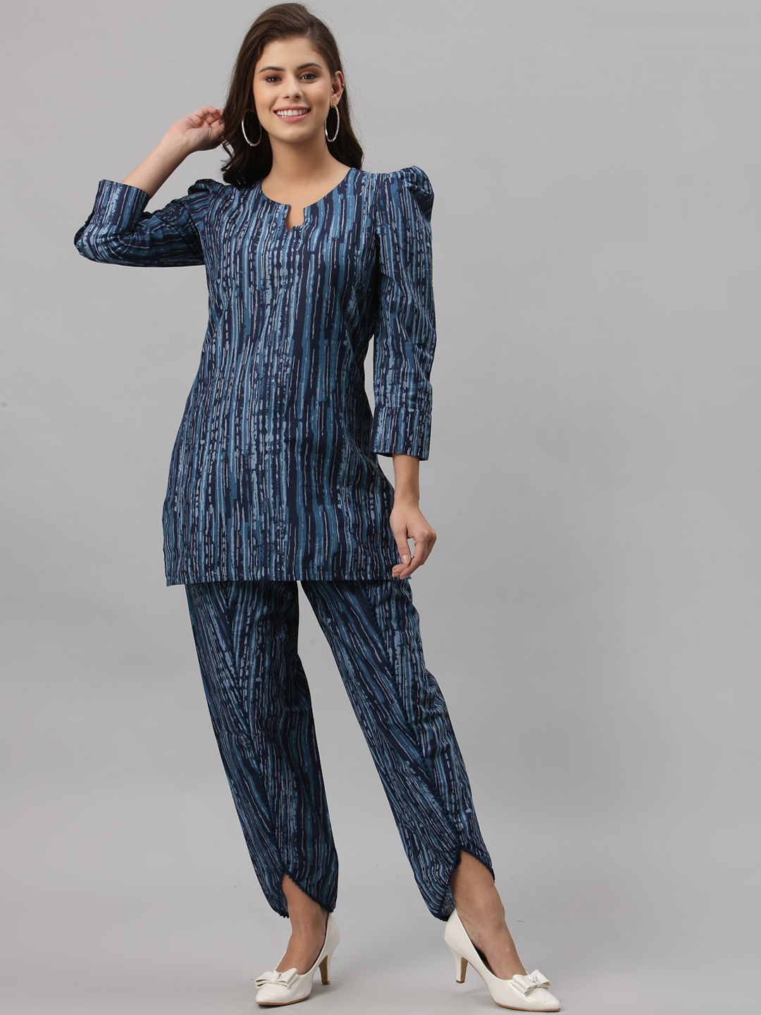 

Get Glamr Women Navy Blue Printed Regular Pure Cotton Kurti with Dhoti Pants