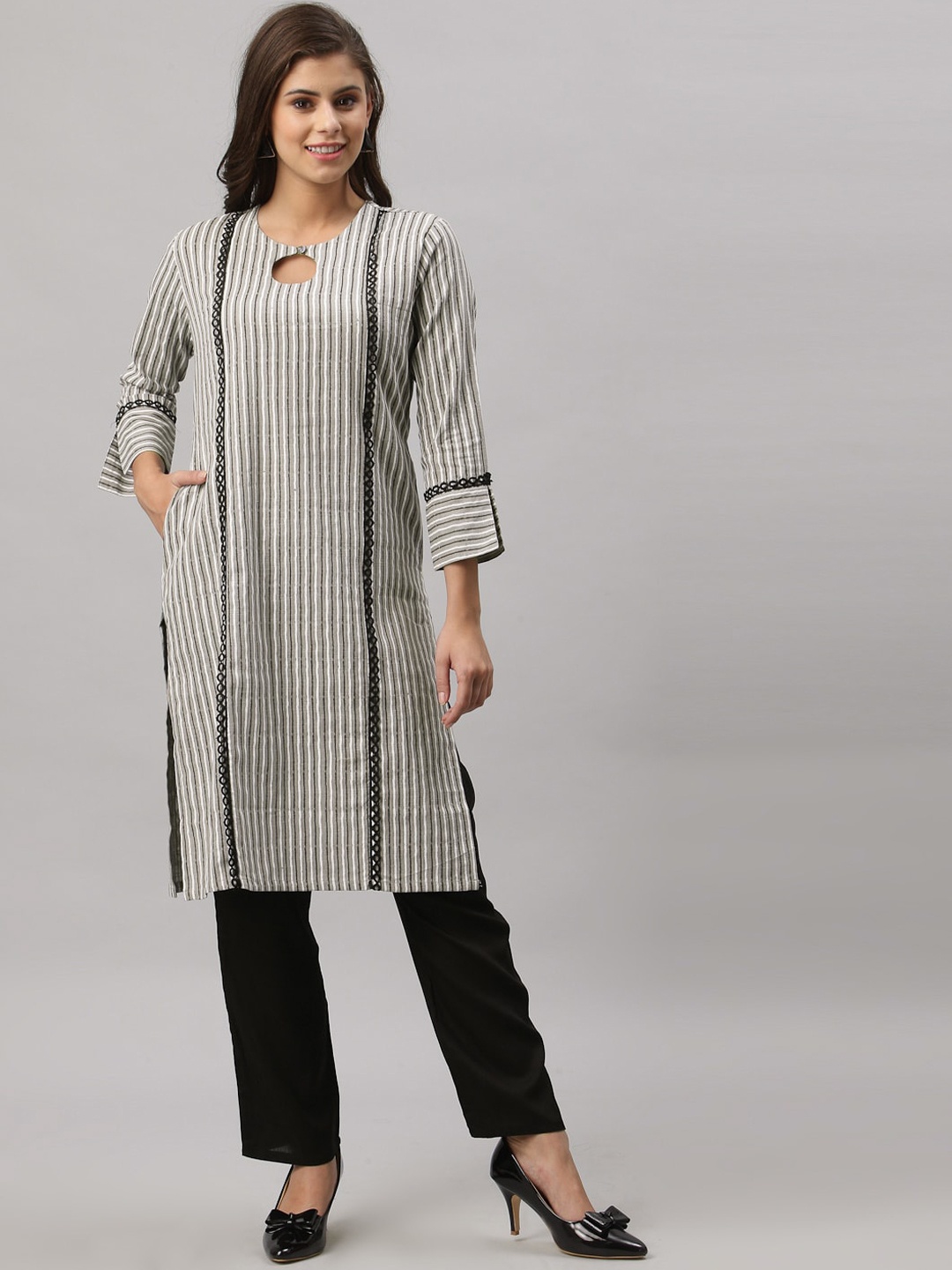 

Get Glamr Women Grey Striped Keyhole Neck Kurta