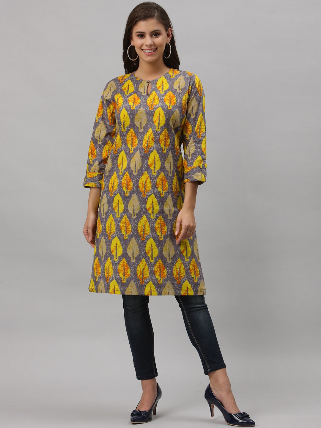 

Get Glamr Women Yellow & Grey Ethnic Motifs Straight Kurta