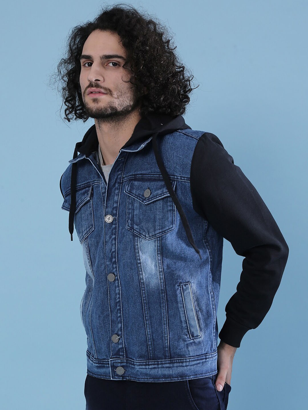 

Campus Sutra Men Navy Blue Black Washed Lightweight Denim Jacket