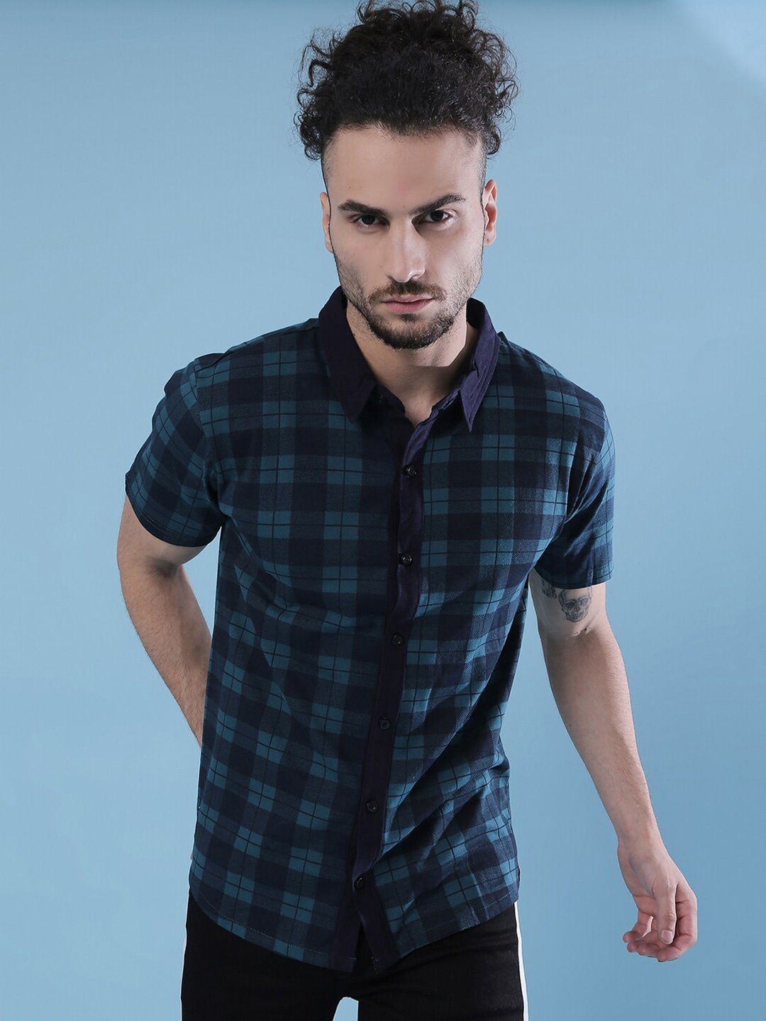 

Campus Sutra Men Blue Tartan Checks Opaque Checked Casual Shirt