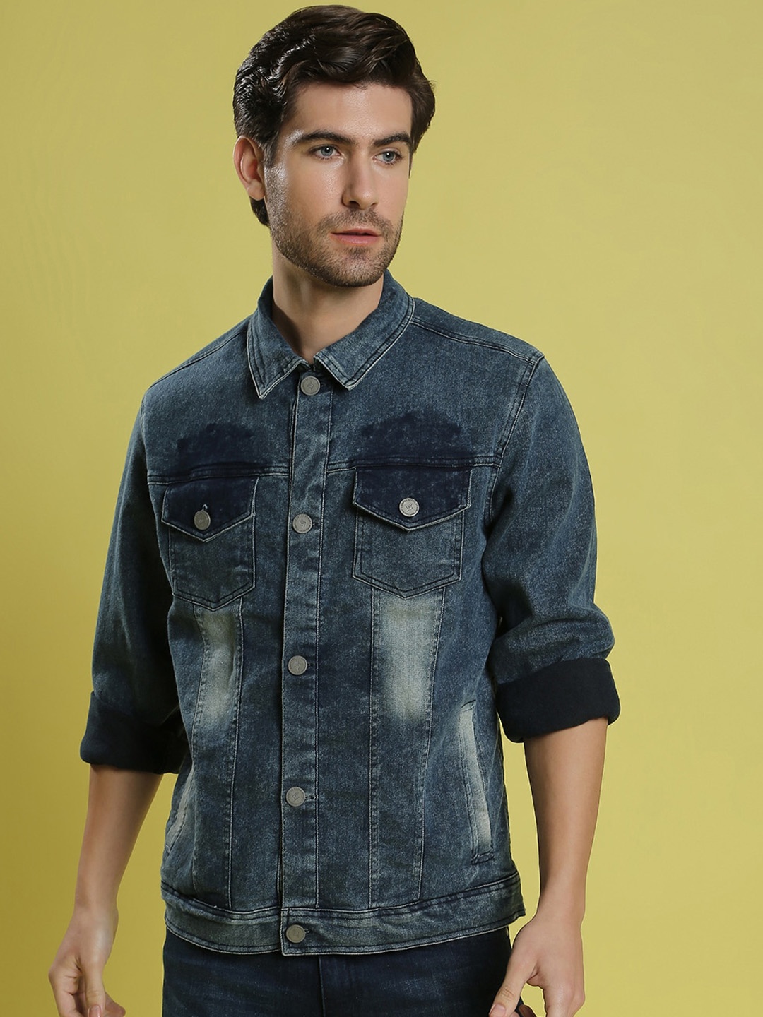 

Campus Sutra Men Blue Washed Lightweight Denim Jacket