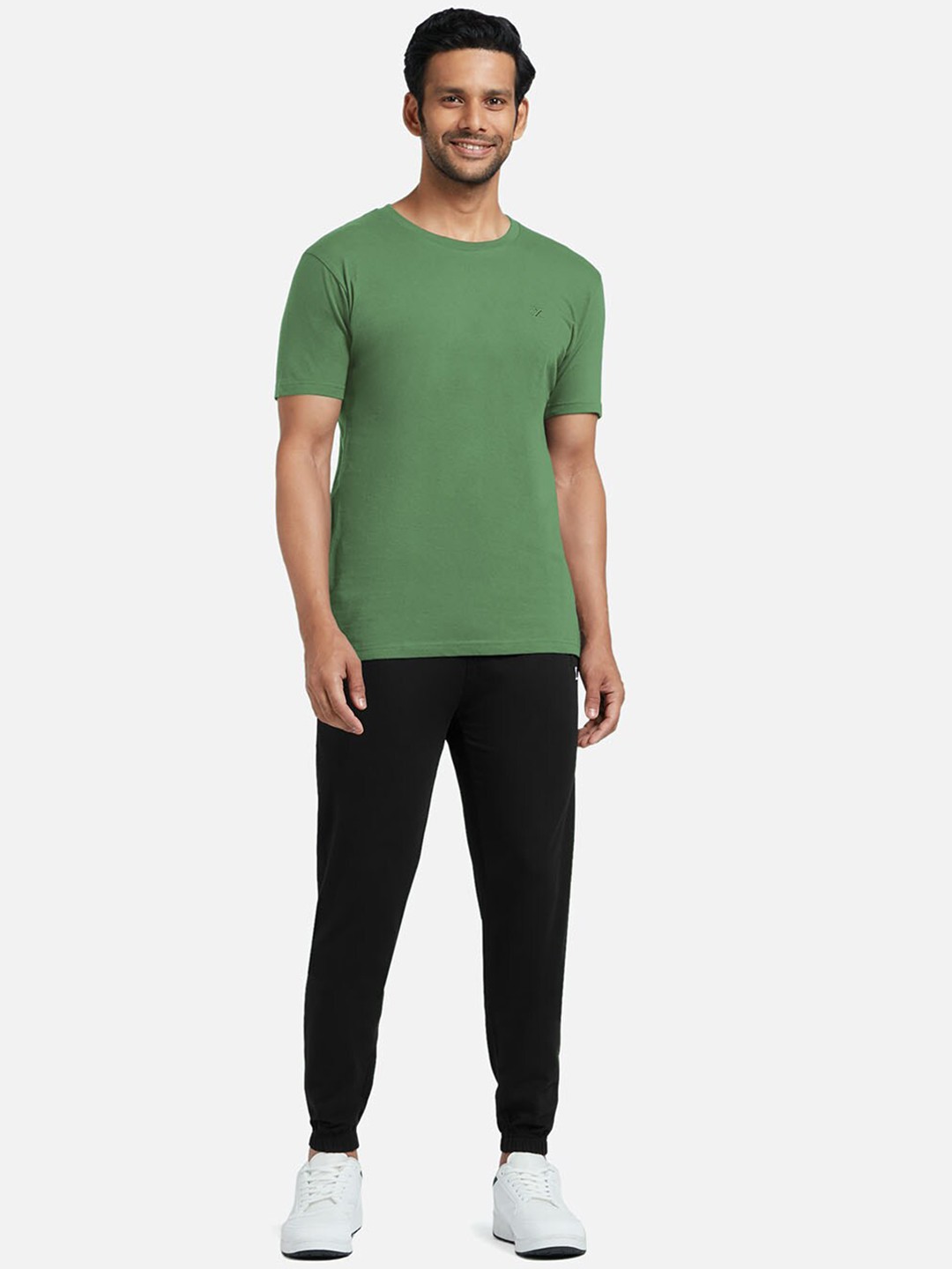 

XYXX Men Green & Black Pure Cotton T-shirt With Joggers