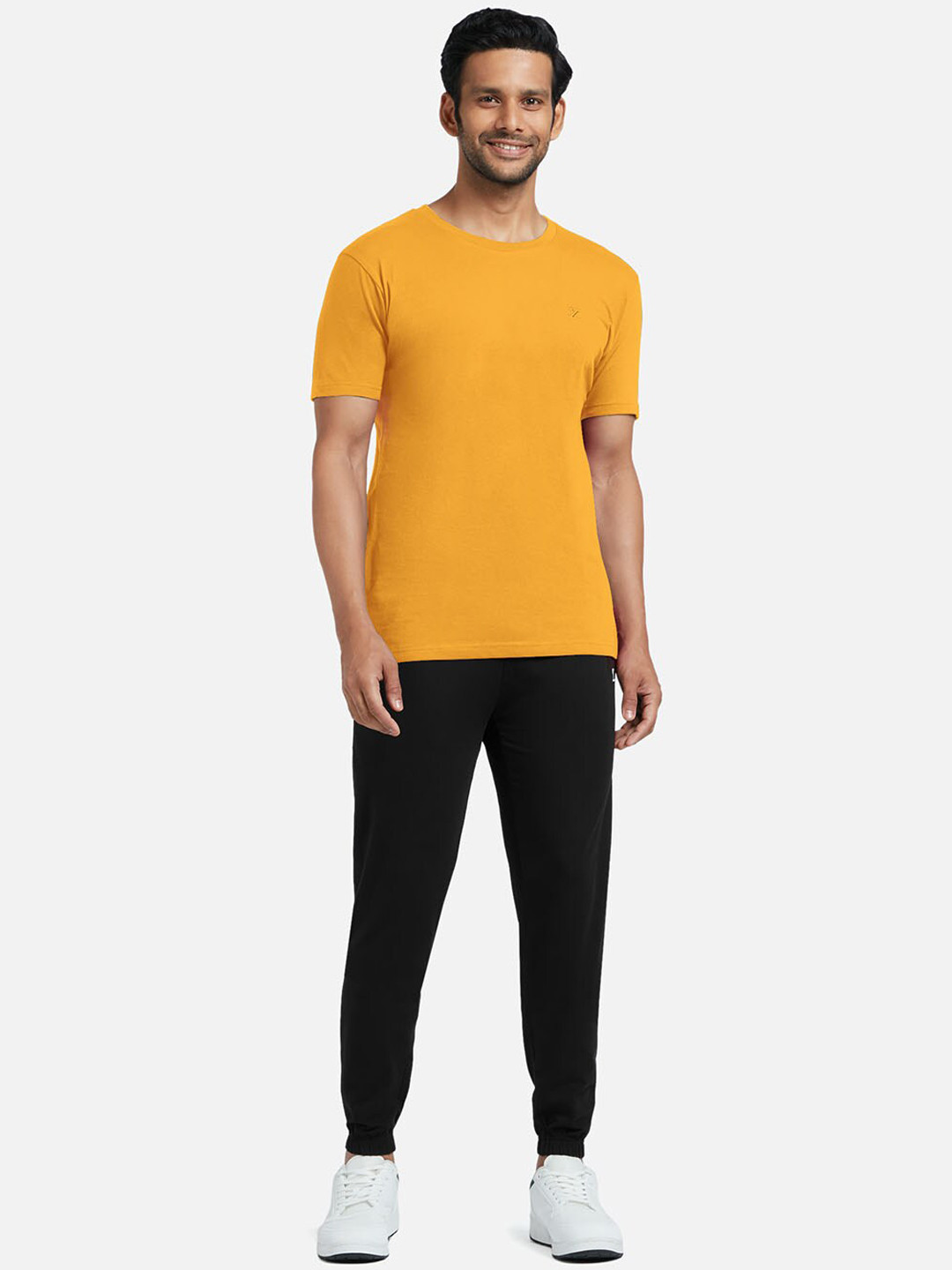 

XYXX Men Mustard Yellow & Black Pure Cotton T-shirt With Track Pant