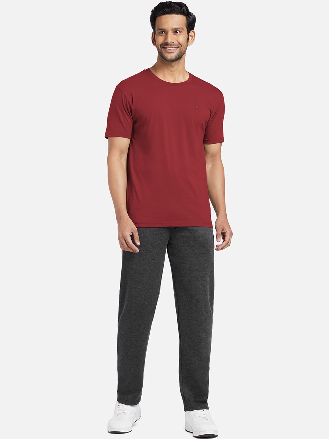 

XYXX Men Maroon & Grey Pure Cotton T-shirt With Joggers