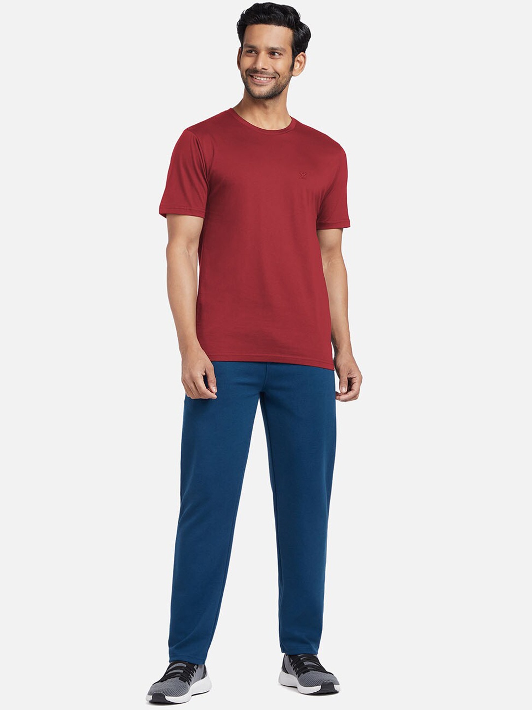 

XYXX Men Red & Blue Pure Cotton T-shirt with Trousers