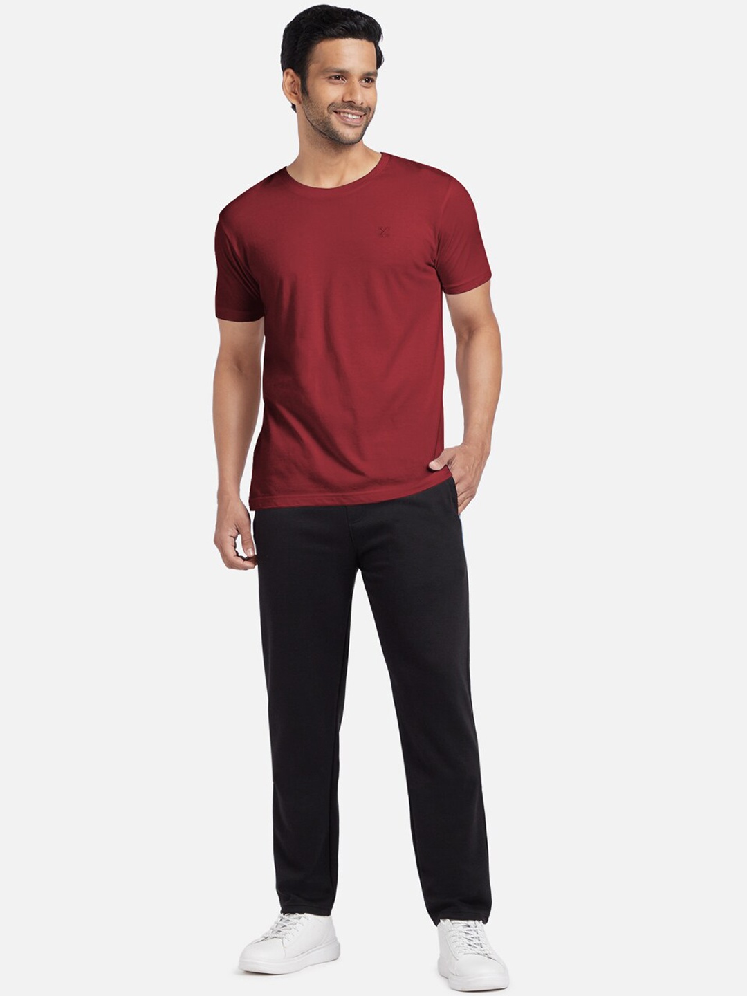 

XYXX Men Maroon & Black Organic Cotton Night suit