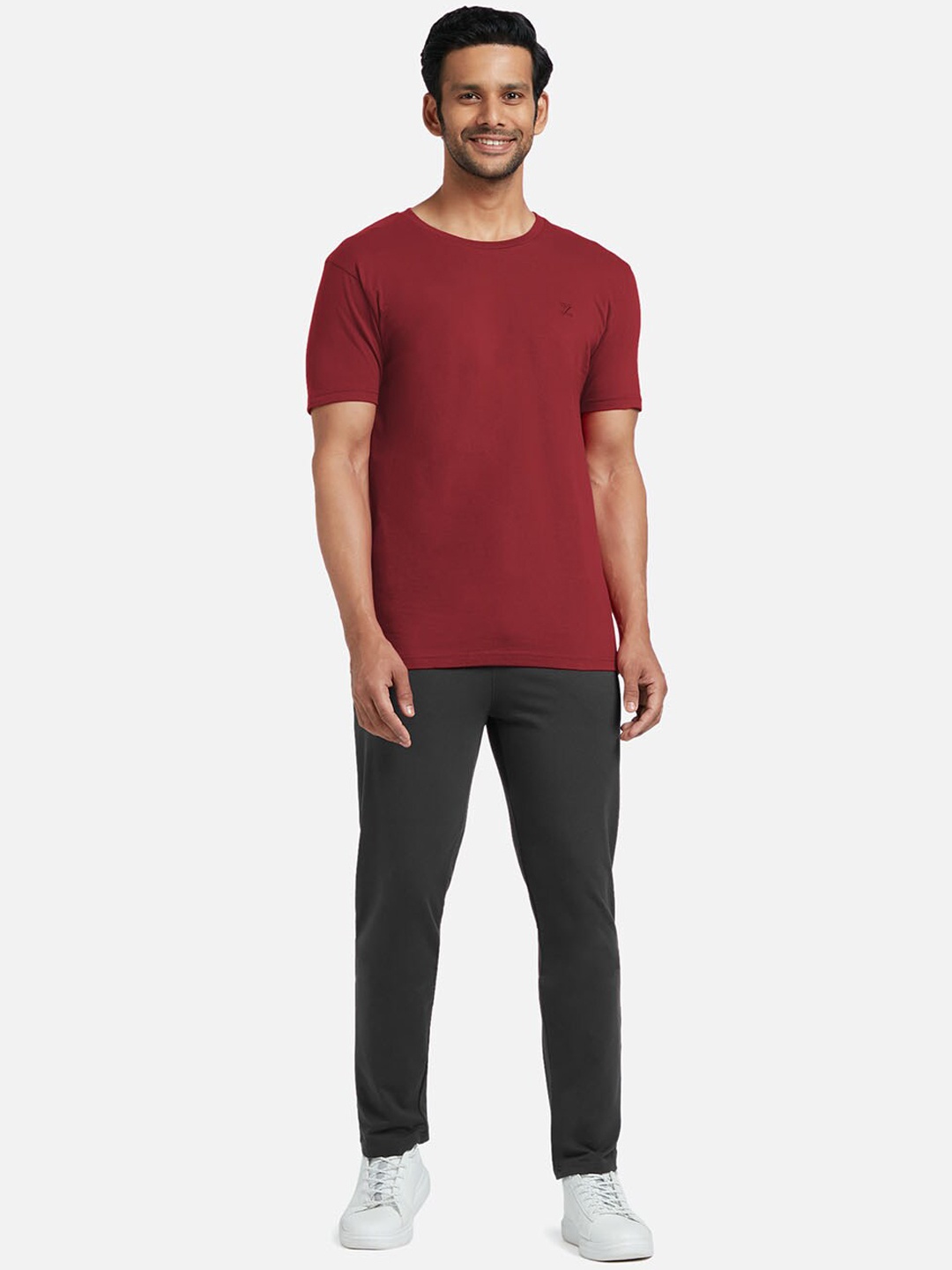 

XYXX Men Maroon & Grey Pure Cotton T-shirt With Track Pant