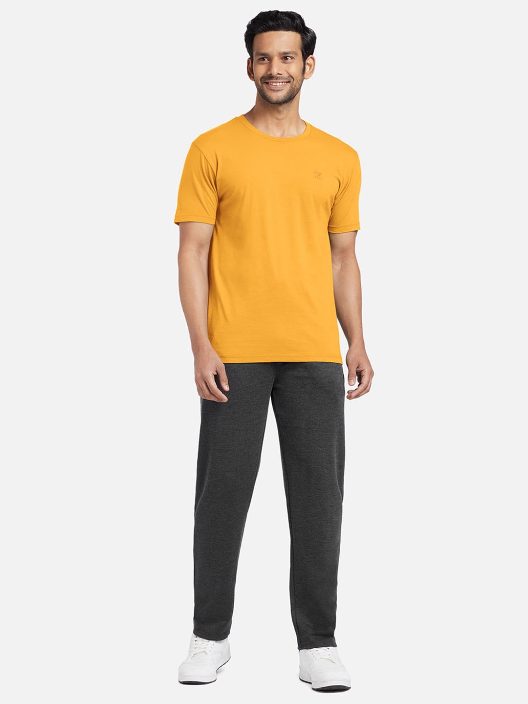 

XYXX Men Yellow & Black Pure Cotton T-shirt with Trousers