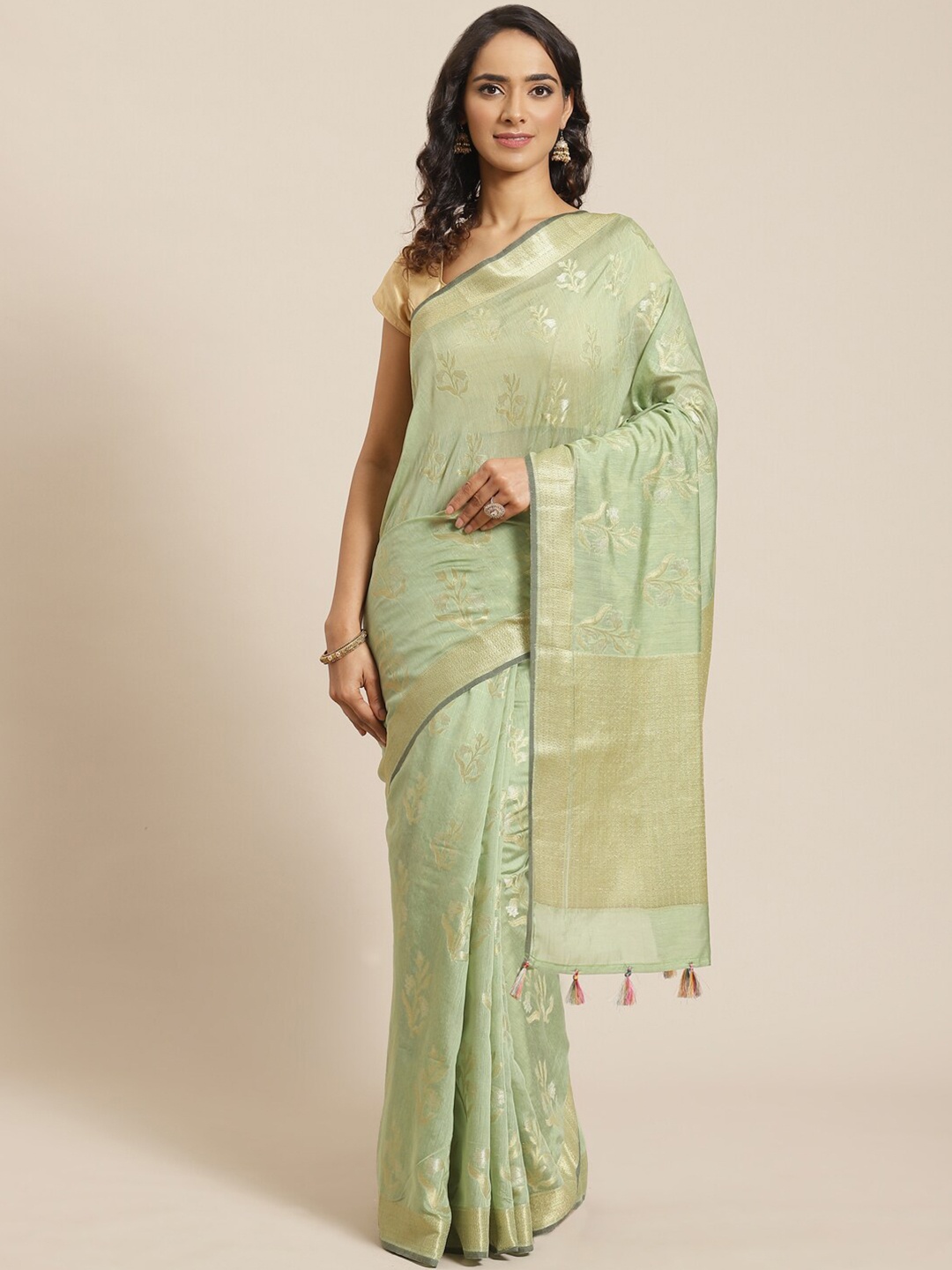 

Indethnic Green & Gold-Toned Floral Zari Banarasi Saree