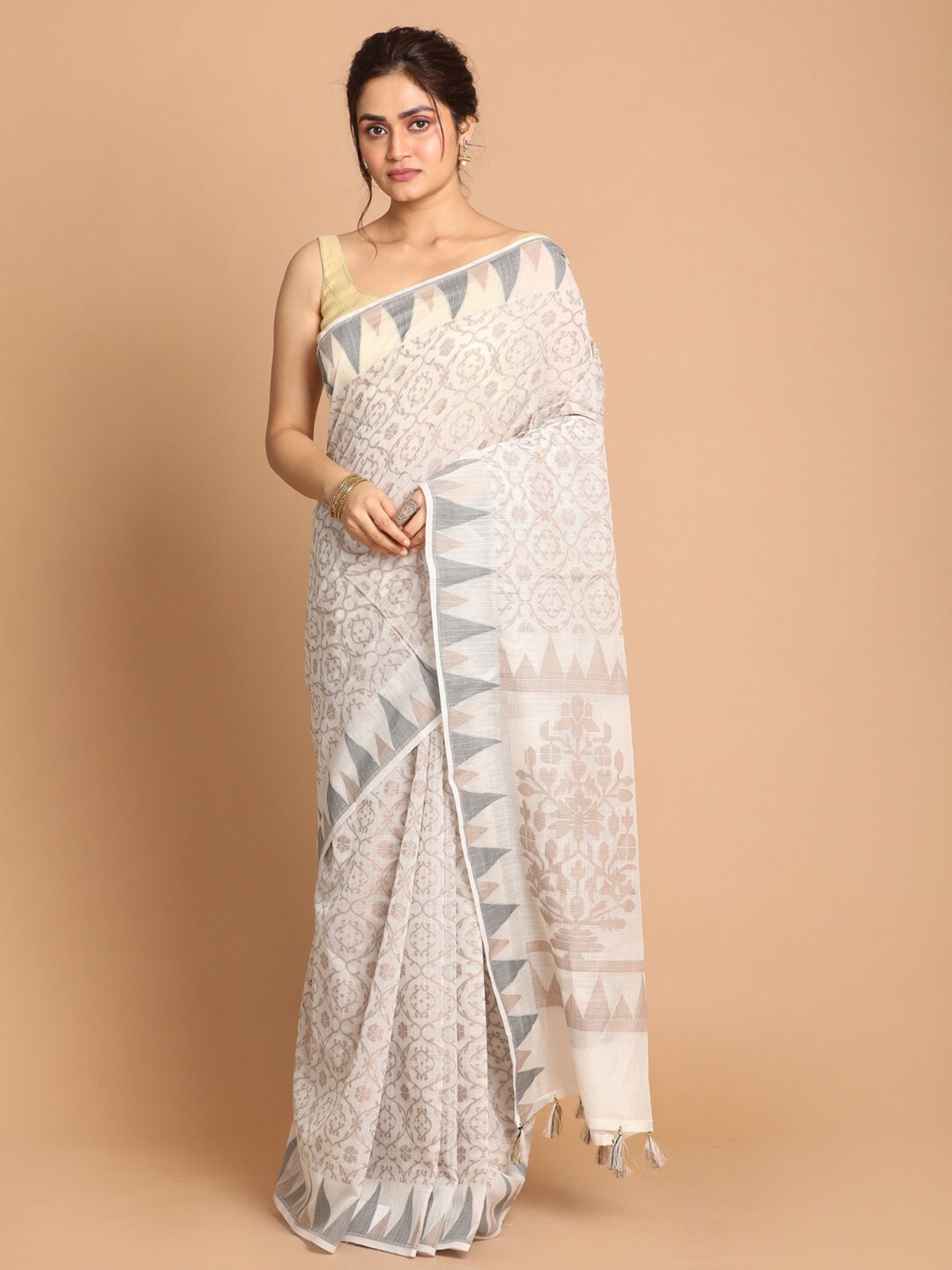 

Indethnic White & Grey Ethnic Motifs Printed Saree
