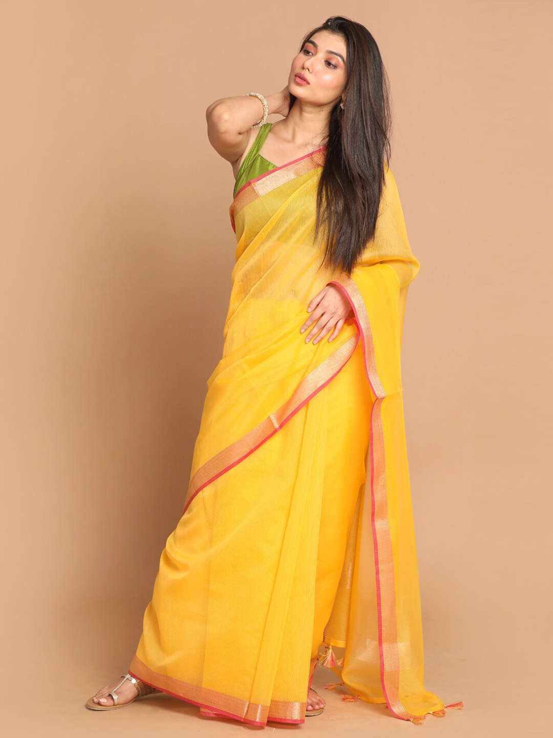 

Saranee Yellow & Gold-Coloured Zari Banarasi Saree