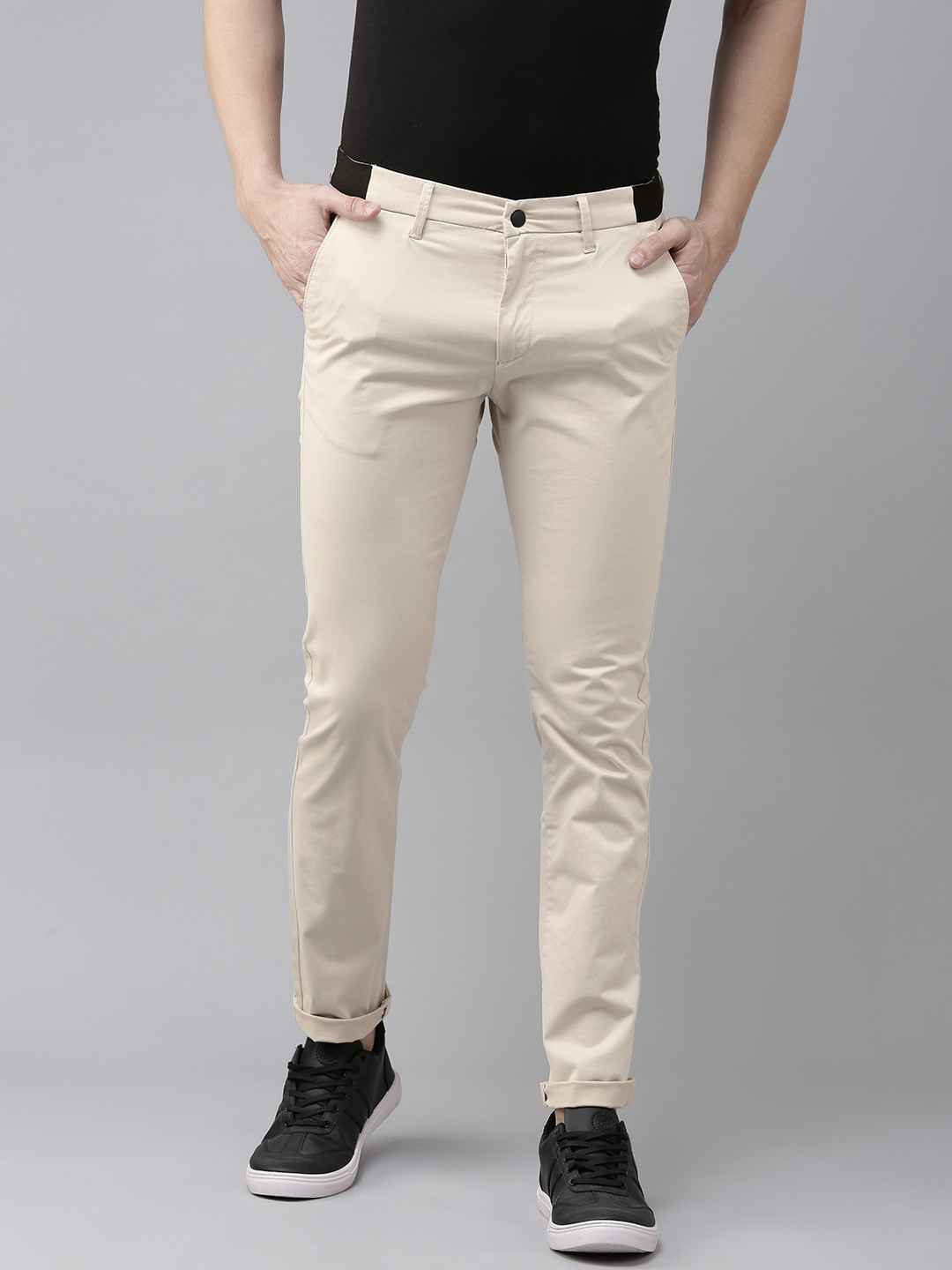 

SPYKAR Men Off White Slim Fit Solid Chinos Trousers