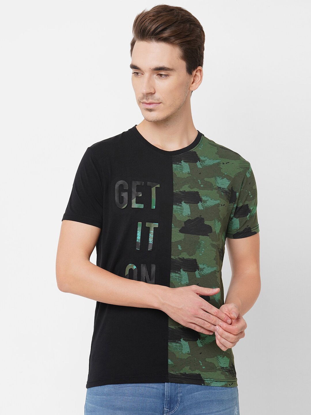 

Pepe Jeans Men Black Typography Printed T-shirt