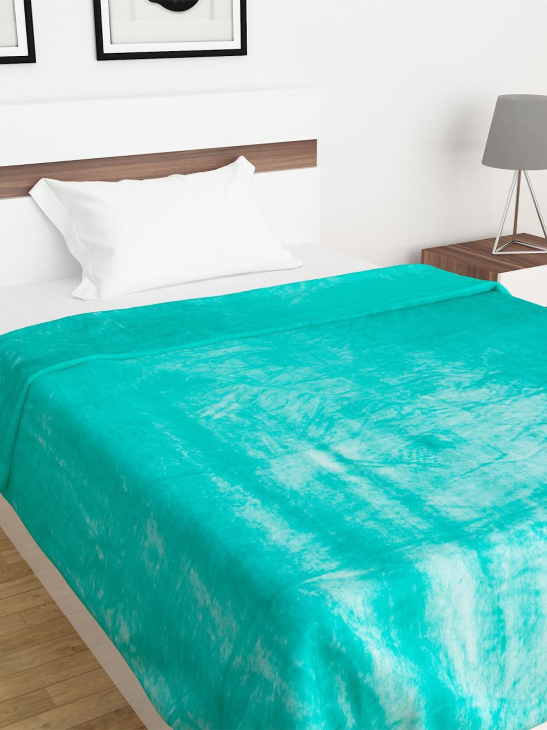 

Home Centre Turquoise Blue Summer 210 GSM Single Bed Comforter