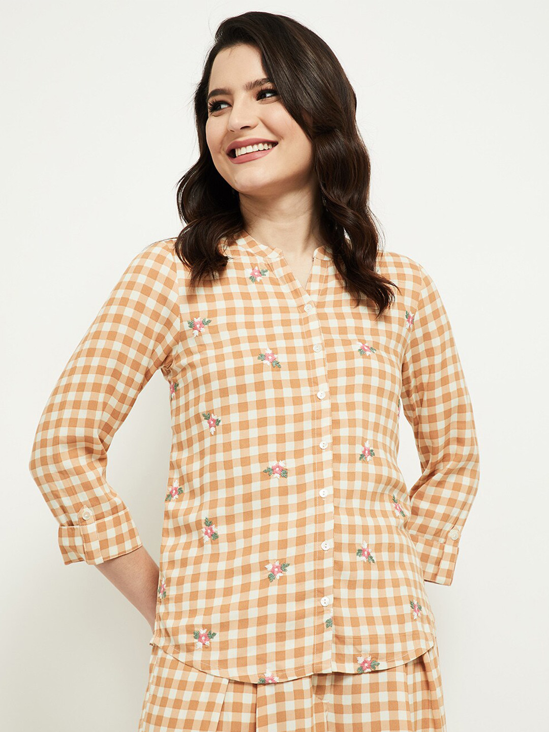 

max Beige Checked Mandarin Collar Shirt Style Top