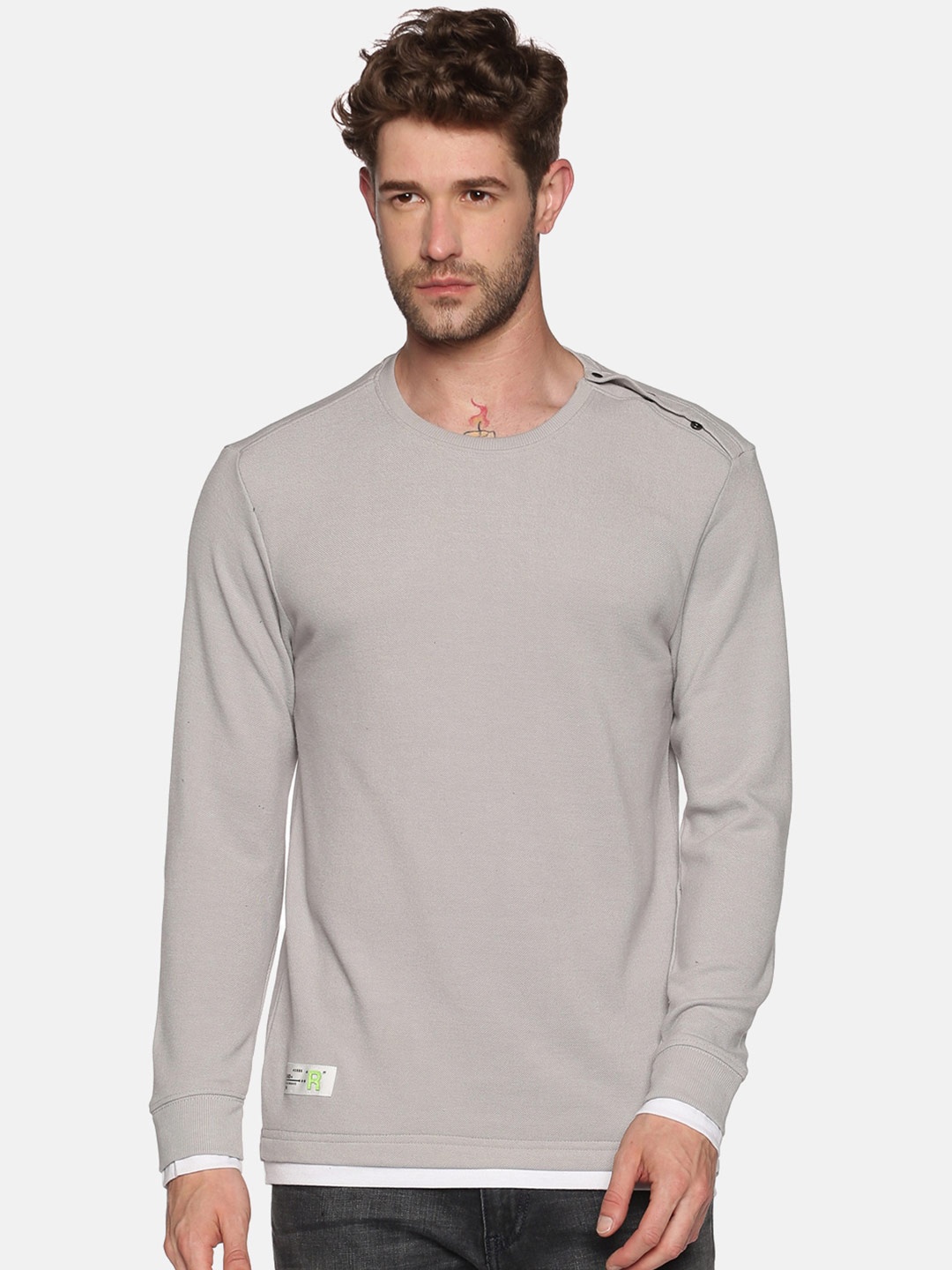 

SHOWOFF Men Grey Solid Round Neck Cotton Sweatshirt