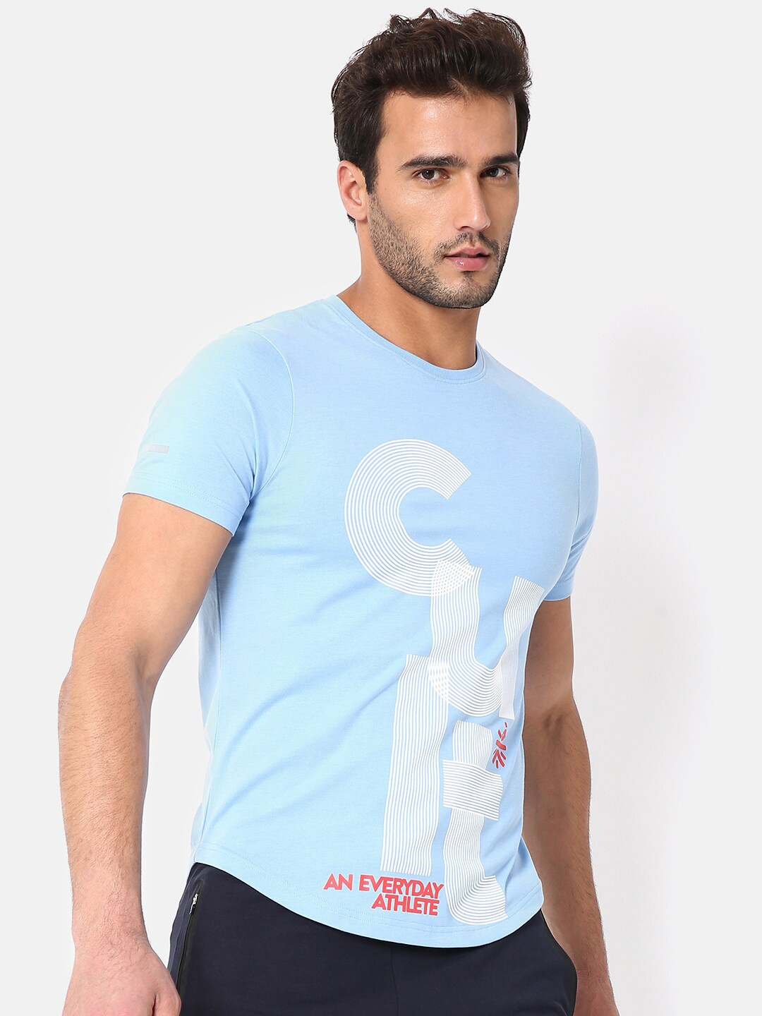 

Cultsport Men Blue Printed Raw Edge T-shirt
