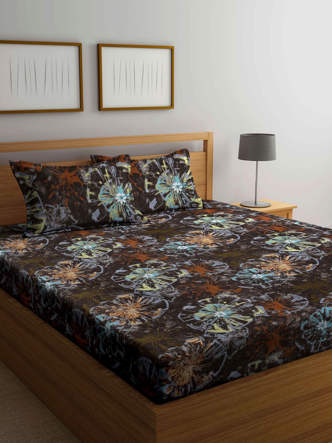 

Arrabi Brown & Blue Graphic 300 TC King Bedsheet with 2 Pillow Covers