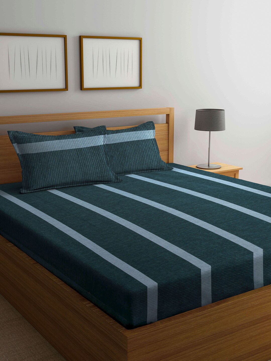 

Arrabi Green & Grey Striped Cotton 300 TC King Bedsheet with 2 Pillow Covers