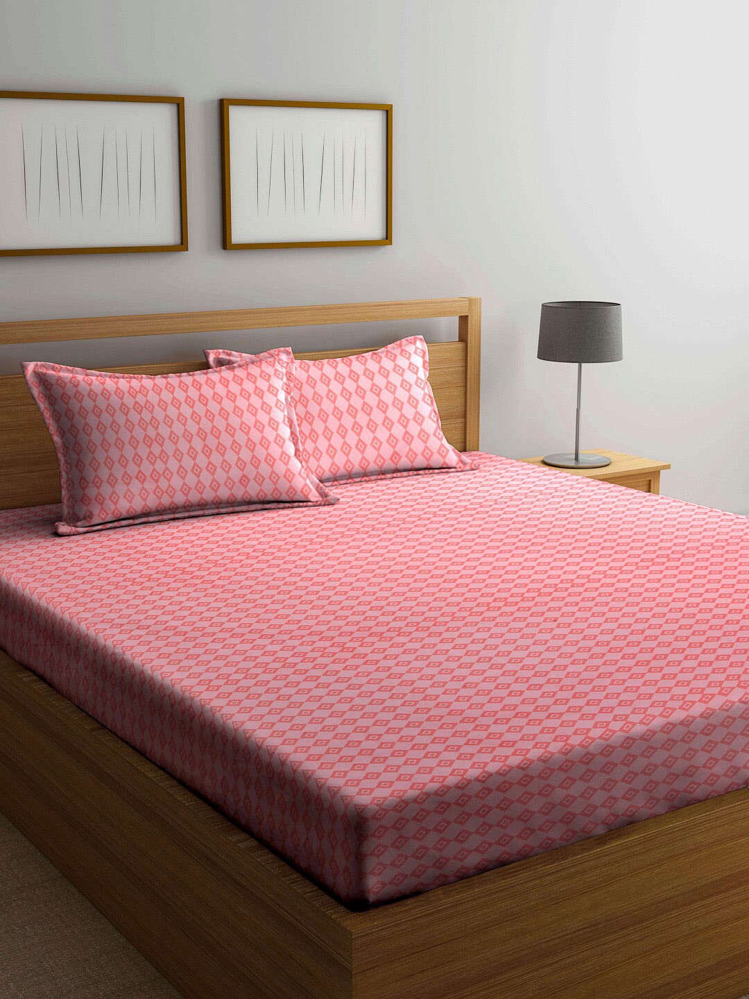 

Arrabi 300 TC Peach Geometric Cotton Double Bedsheet with 2 Pillow Covers