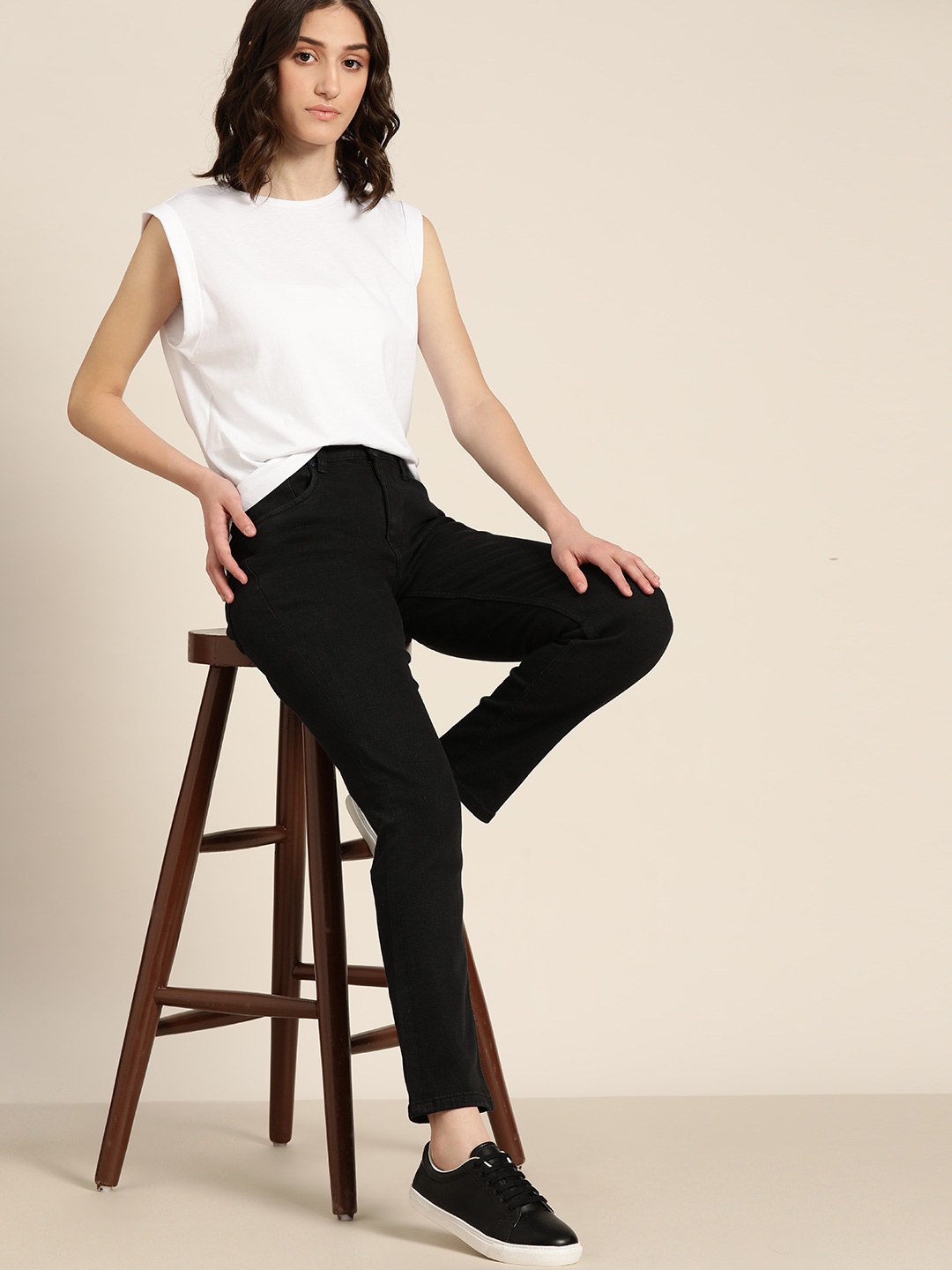 

ether Women Black Slim Tapered Fit Stretchable Jeans