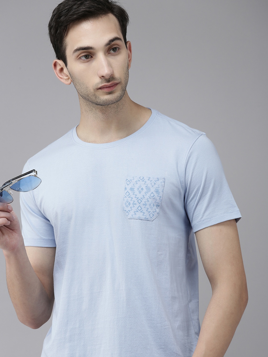 

SPYKAR Men Blue Pure Cotton Slim Fit T-shirt