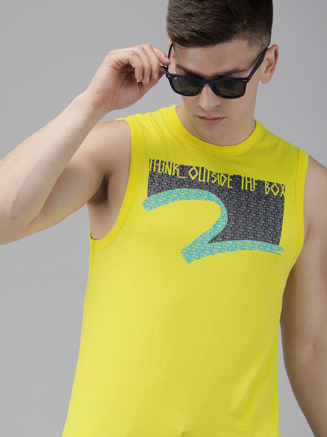 

SPYKAR Men Yellow & Multicoloured Printed Applique Slim Fit Casual T-shirt