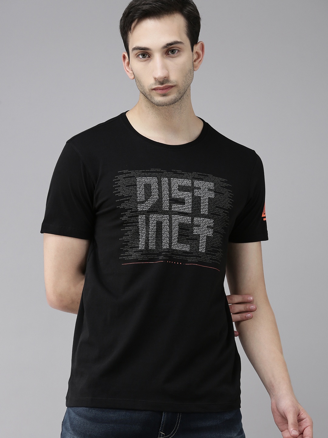 SPYKAR Men Black & White Typography Printed Slim Fit Pure Cotton T-shirt
