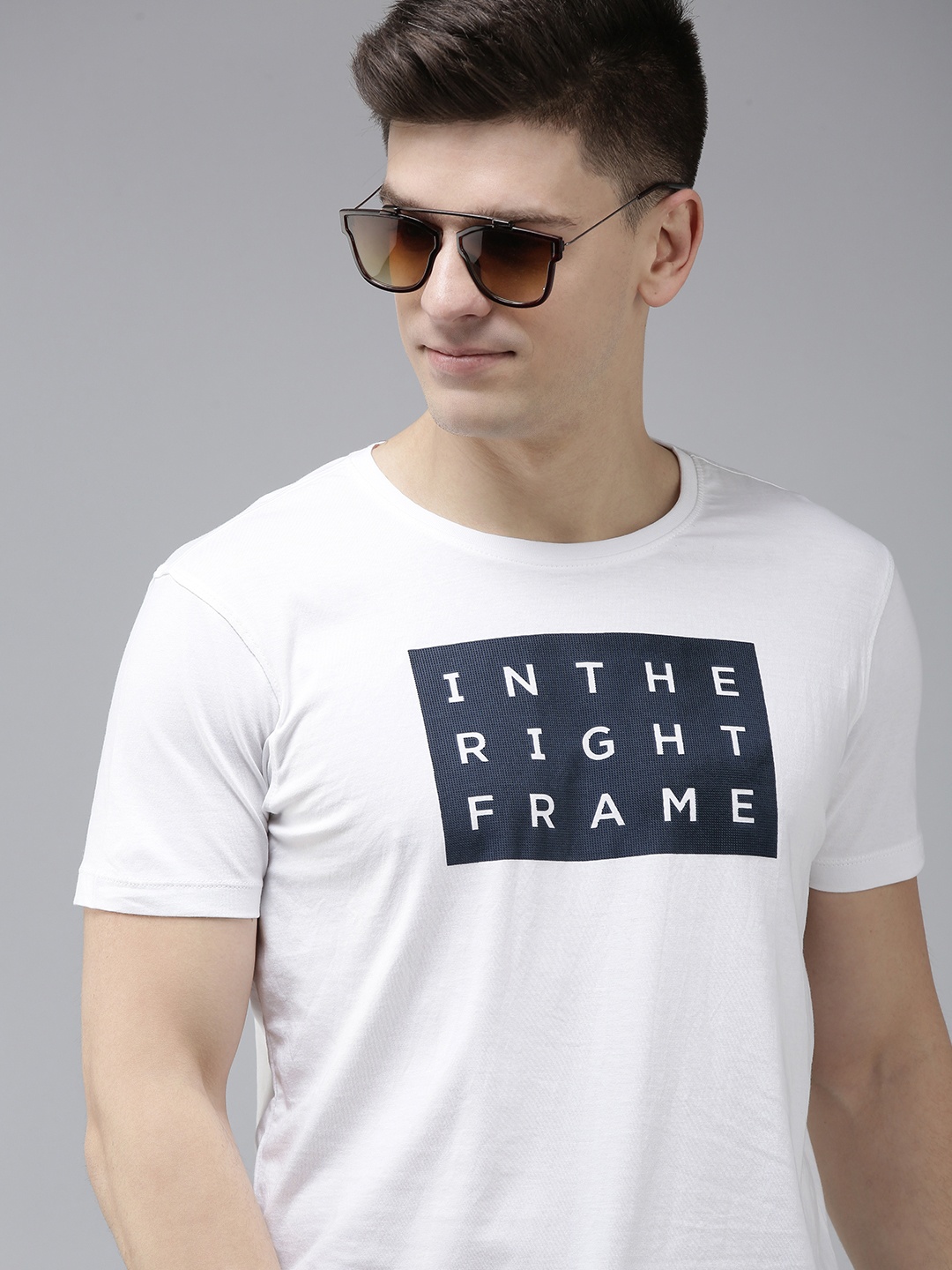 

SPYKAR Men White Conversational Printed Slim Fit T-shirt