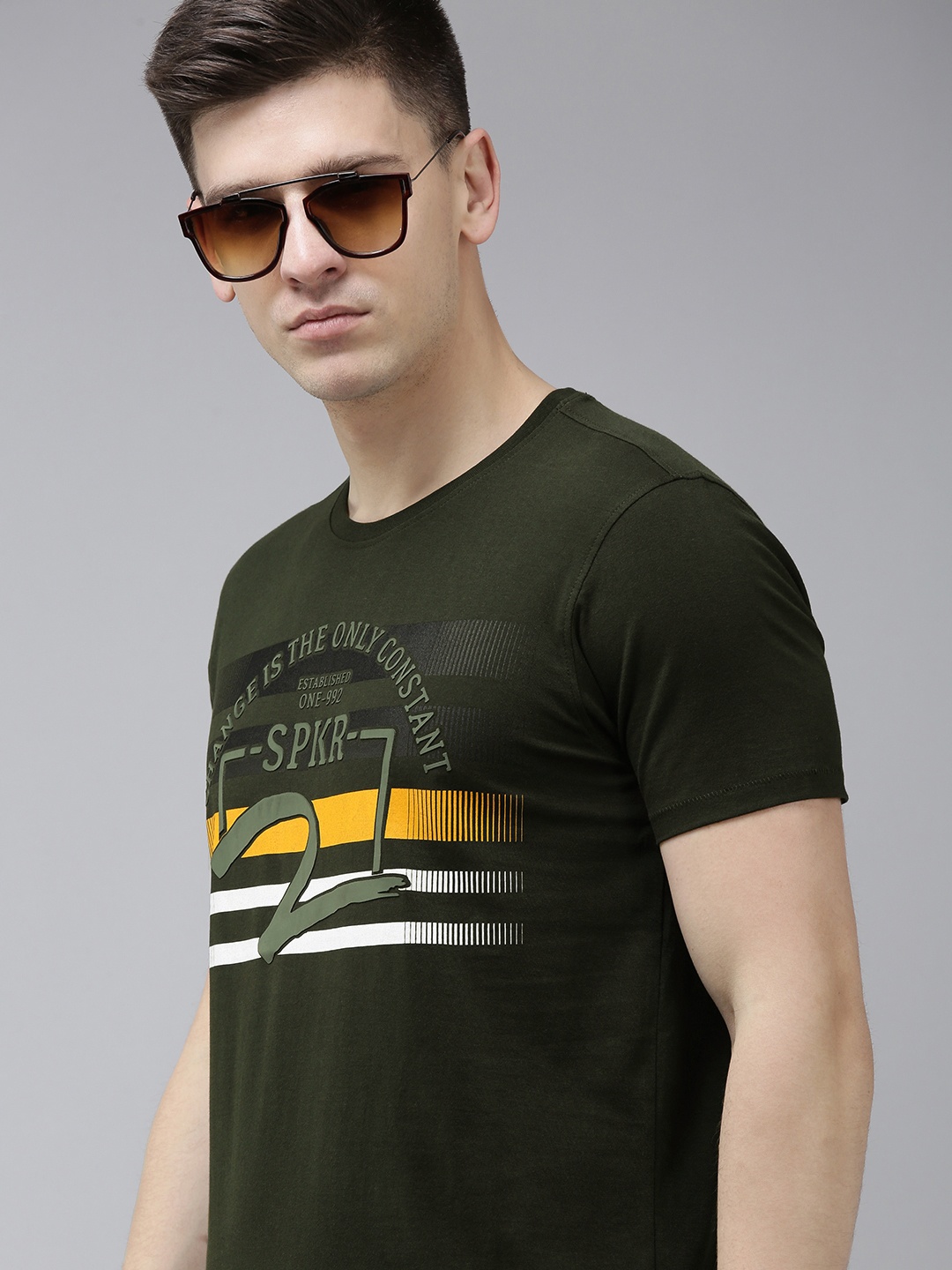 

SPYKAR Men Olive Green Typography Printed Slim Fit T-shirt