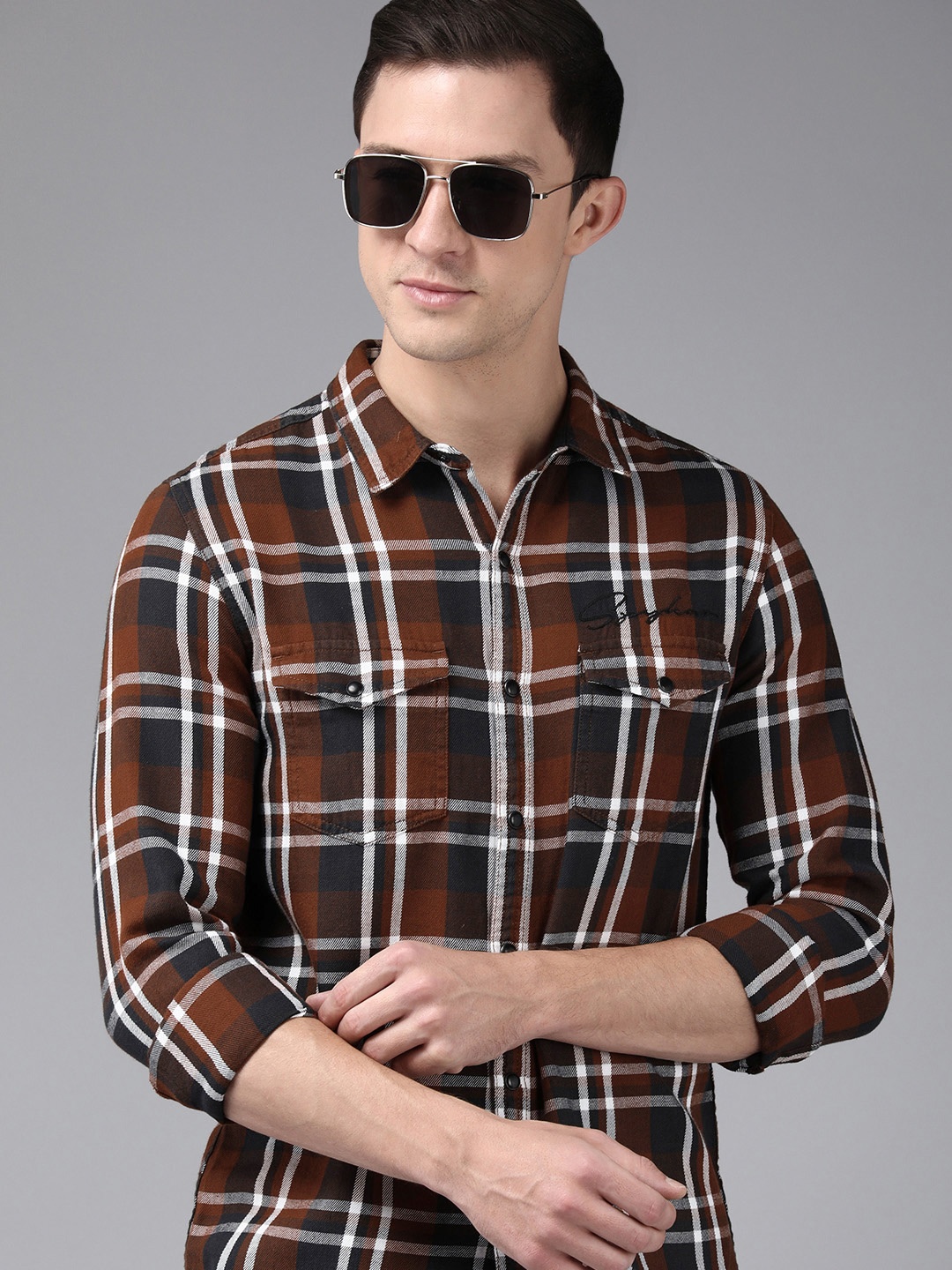 

SPYKAR Men Brown And White Slim Fit Checked Casual Shirt