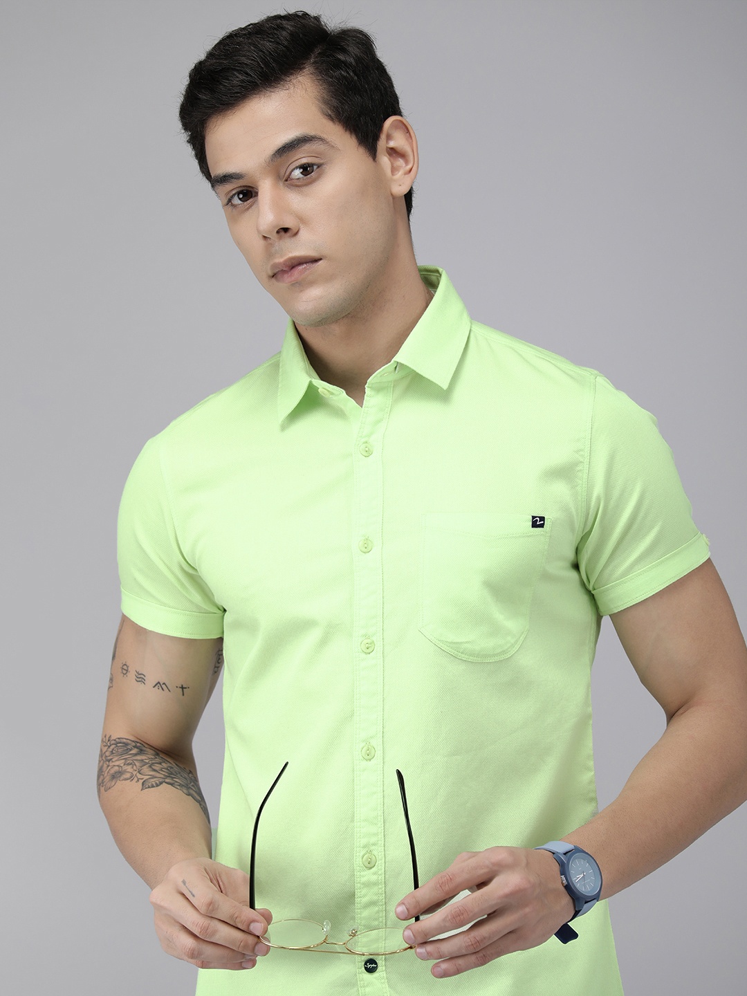 

SPYKAR Men Lime Green Textured Slim Fit Casual Shirt