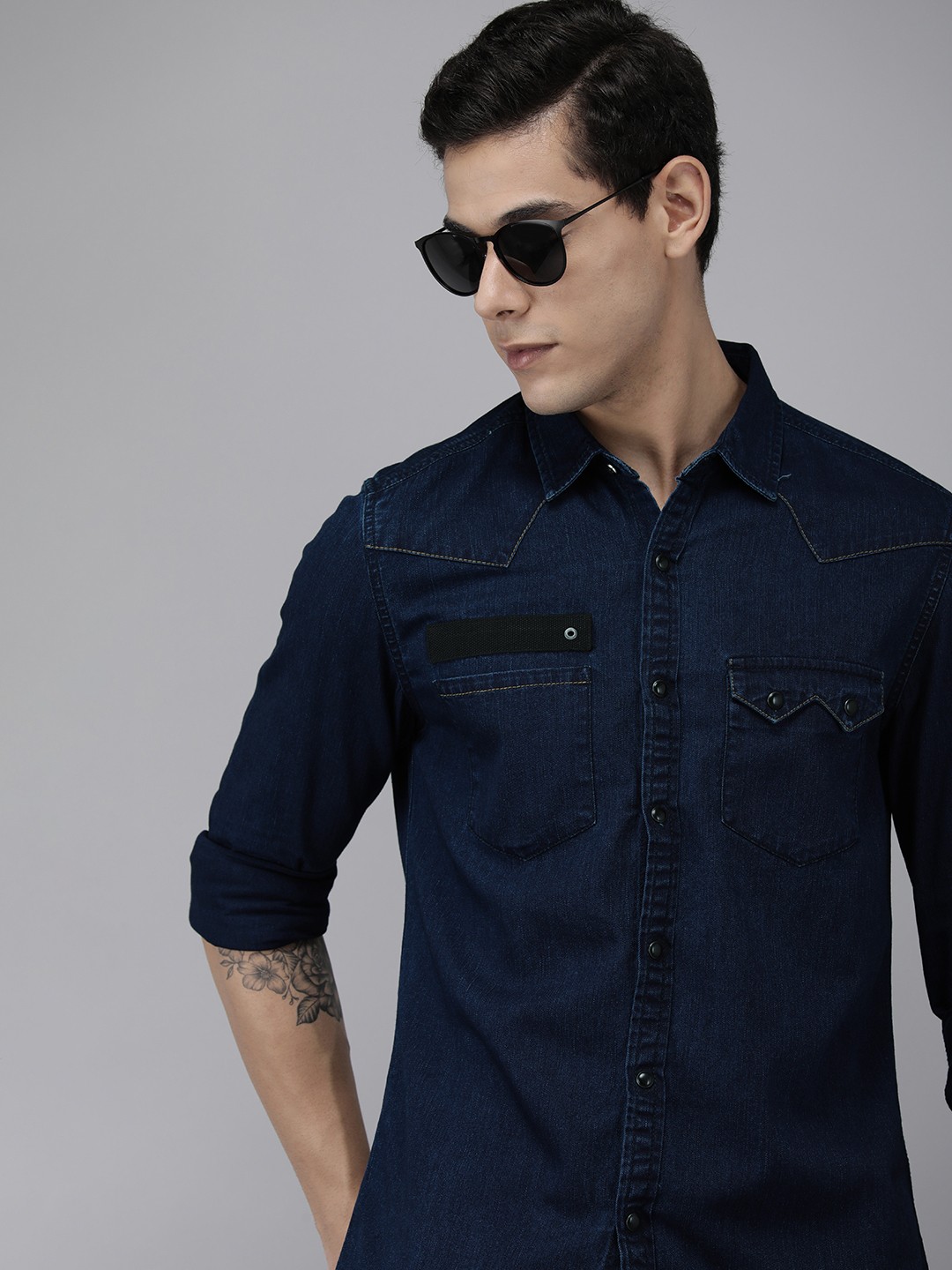 

SPYKAR Men Navy Blue Placement Print Slim Fit Pure Cotton Casual Shirt
