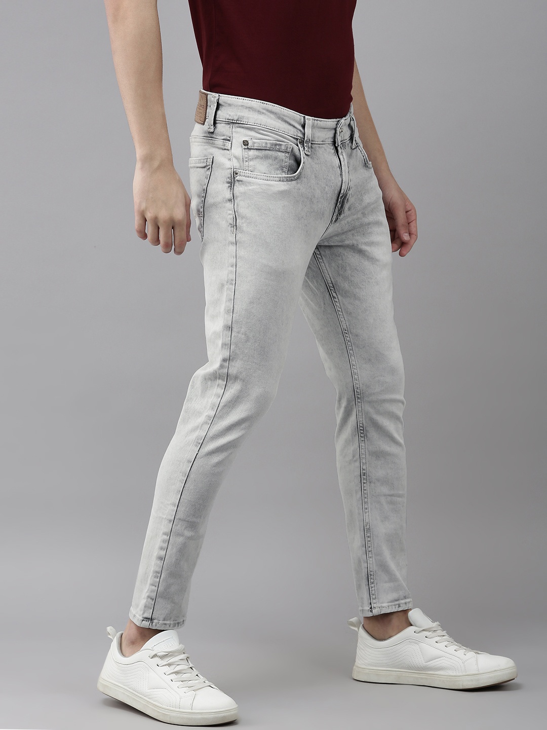 

SPYKAR Men Green Heavily Faded Slim Fit Mid Rise Clean Look Jeans