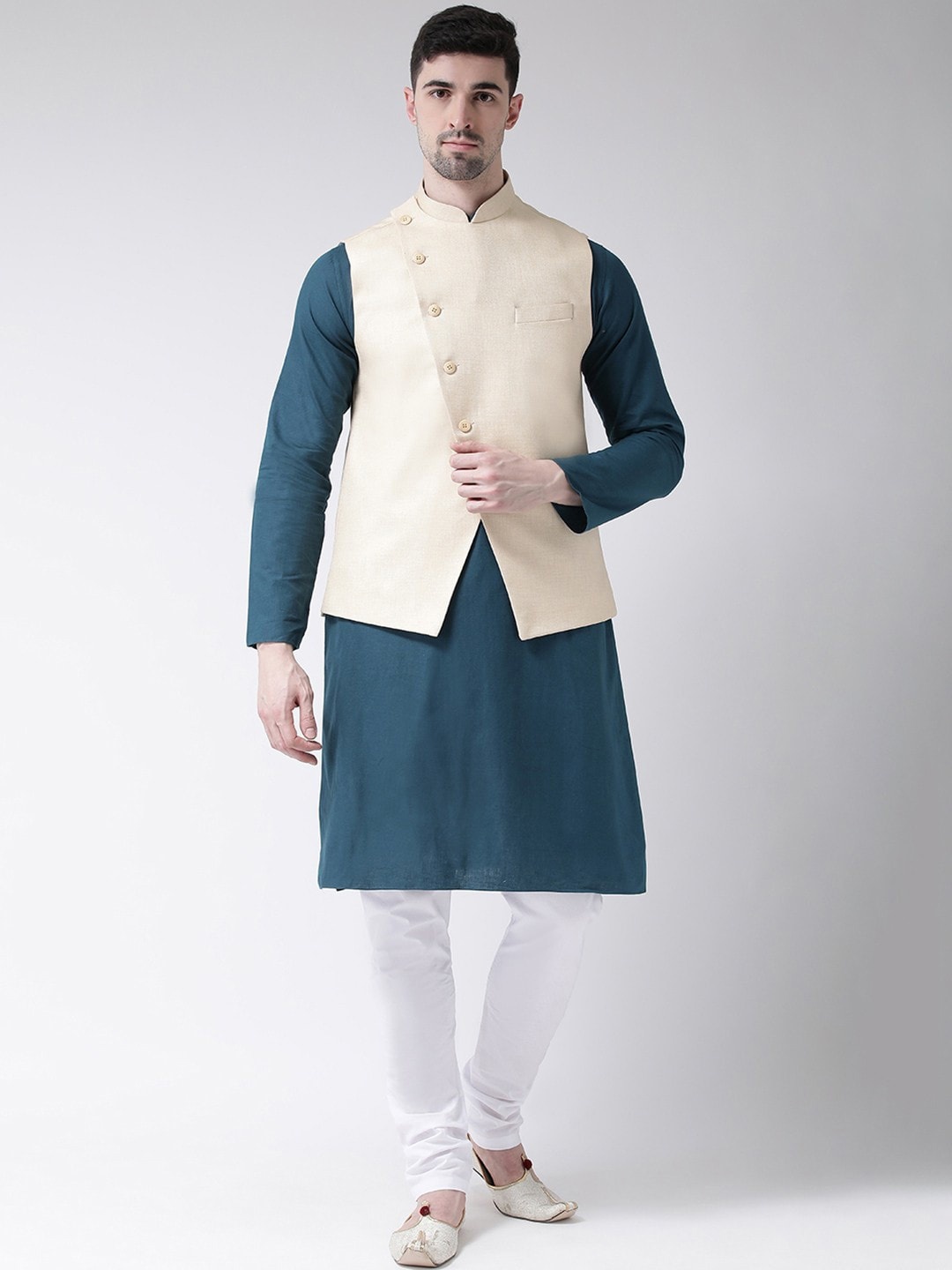 

TABARD Men Green Regular Pure Cotton Kurta with Churidar and Nehru Jacket