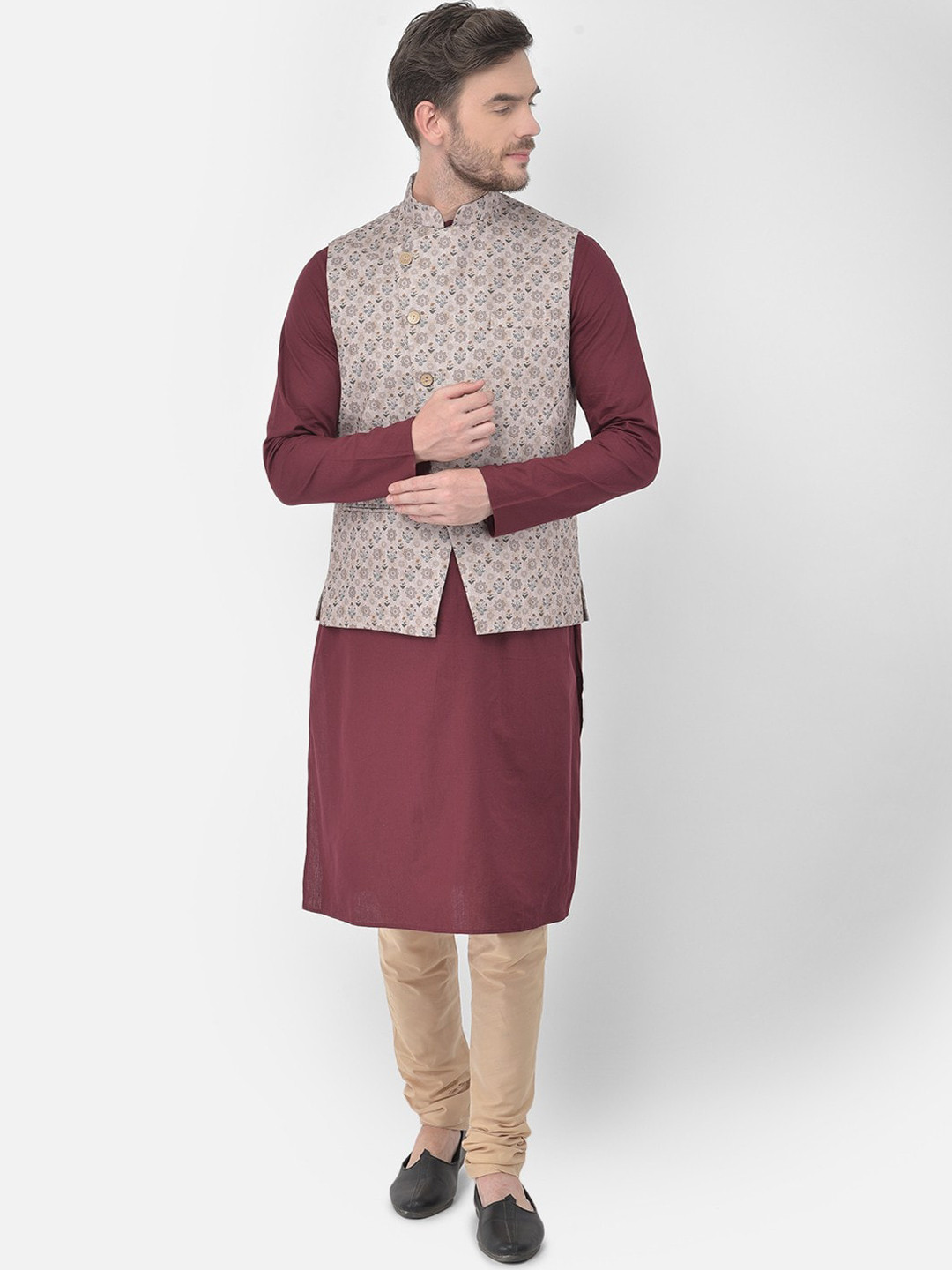 

TABARD Men Maroon Regular Pure Cotton Kurta with Churidar and Nehru Jacket