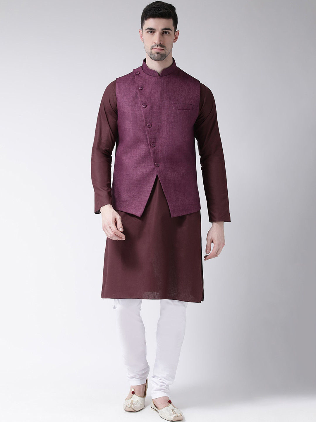 

TABARD Men Maroon Regular Pure Cotton Kurta with Churidar & Nehru Jacket, Red