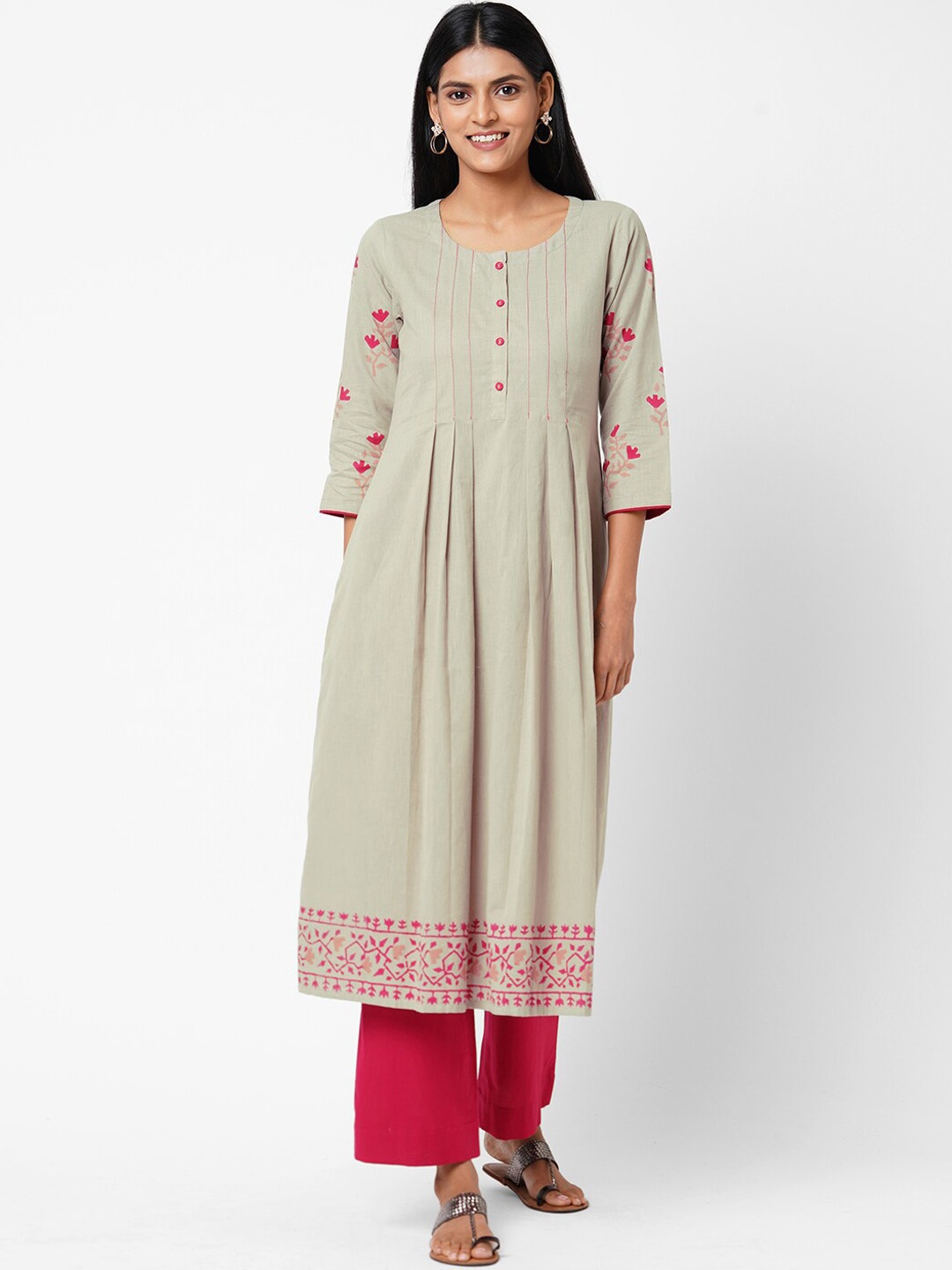 

KAMI KUBI Women Grey Ethnic Motifs Thread Work Anarkali Kurta