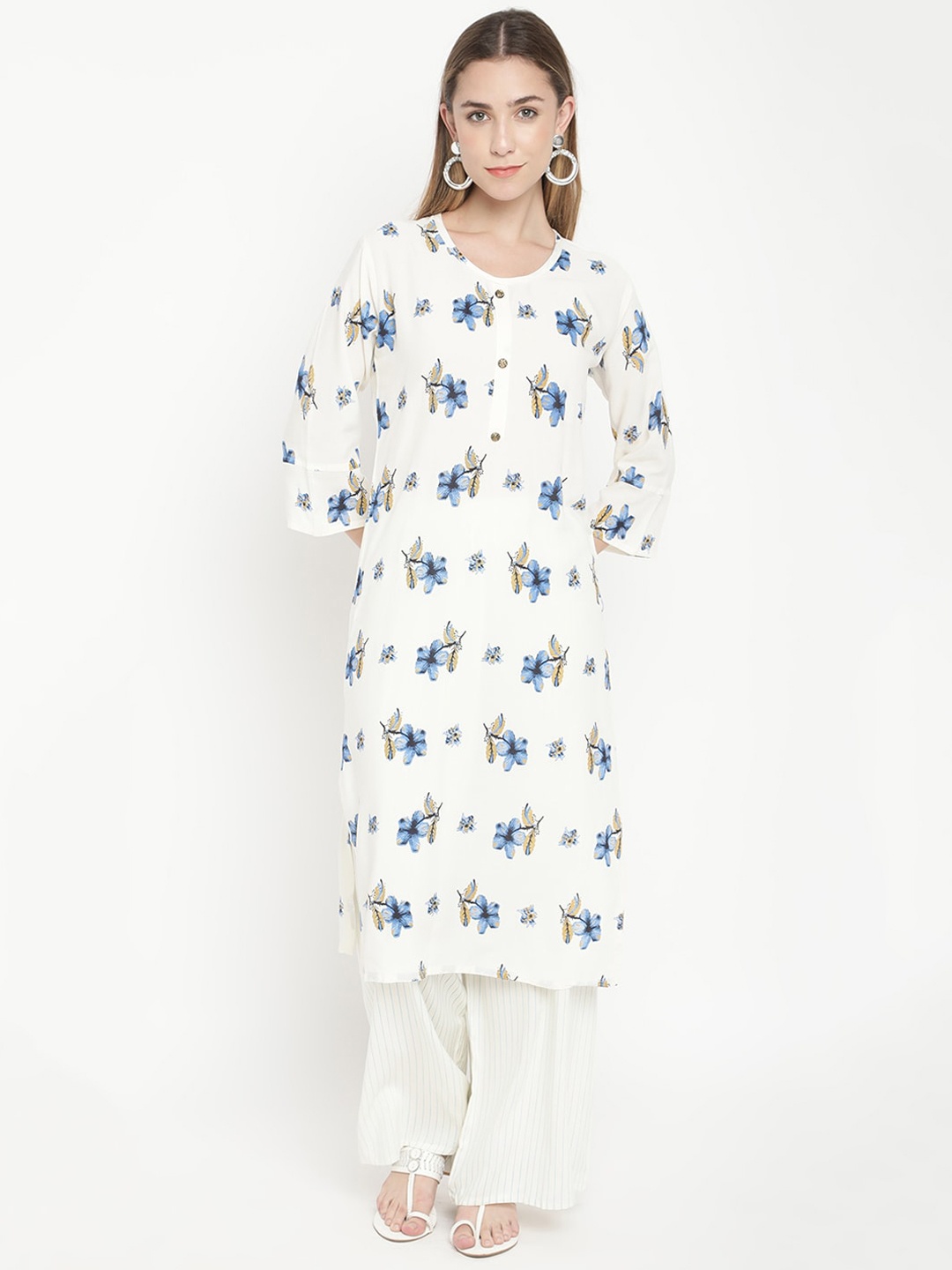 

V2 Value & Variety Women Blue & White Floral Printed Regular Kurta with Palazzos