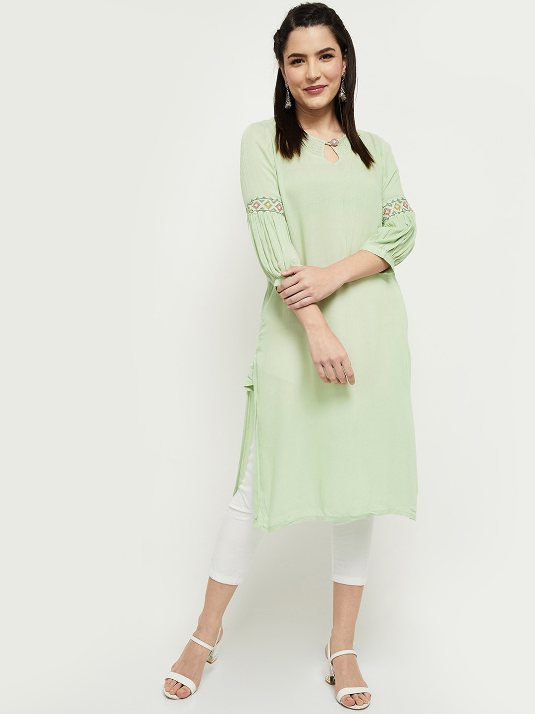 

max Women Green Keyhole Neck Kurta