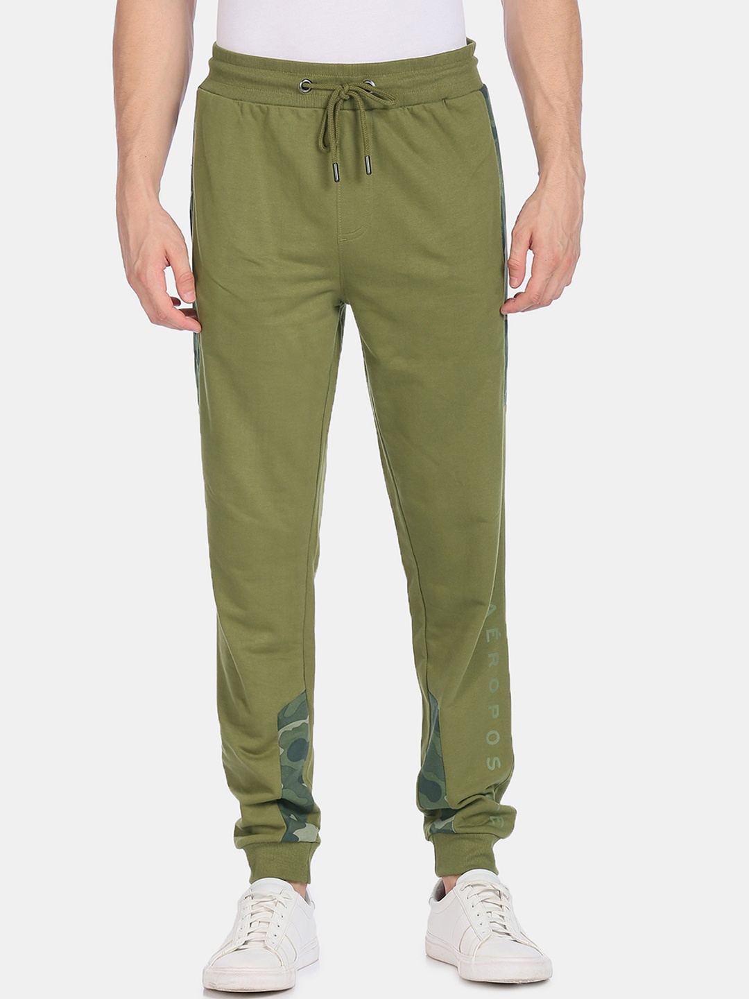 

Aeropostale Men Olive-Green Solid Straight-Fit Joggers