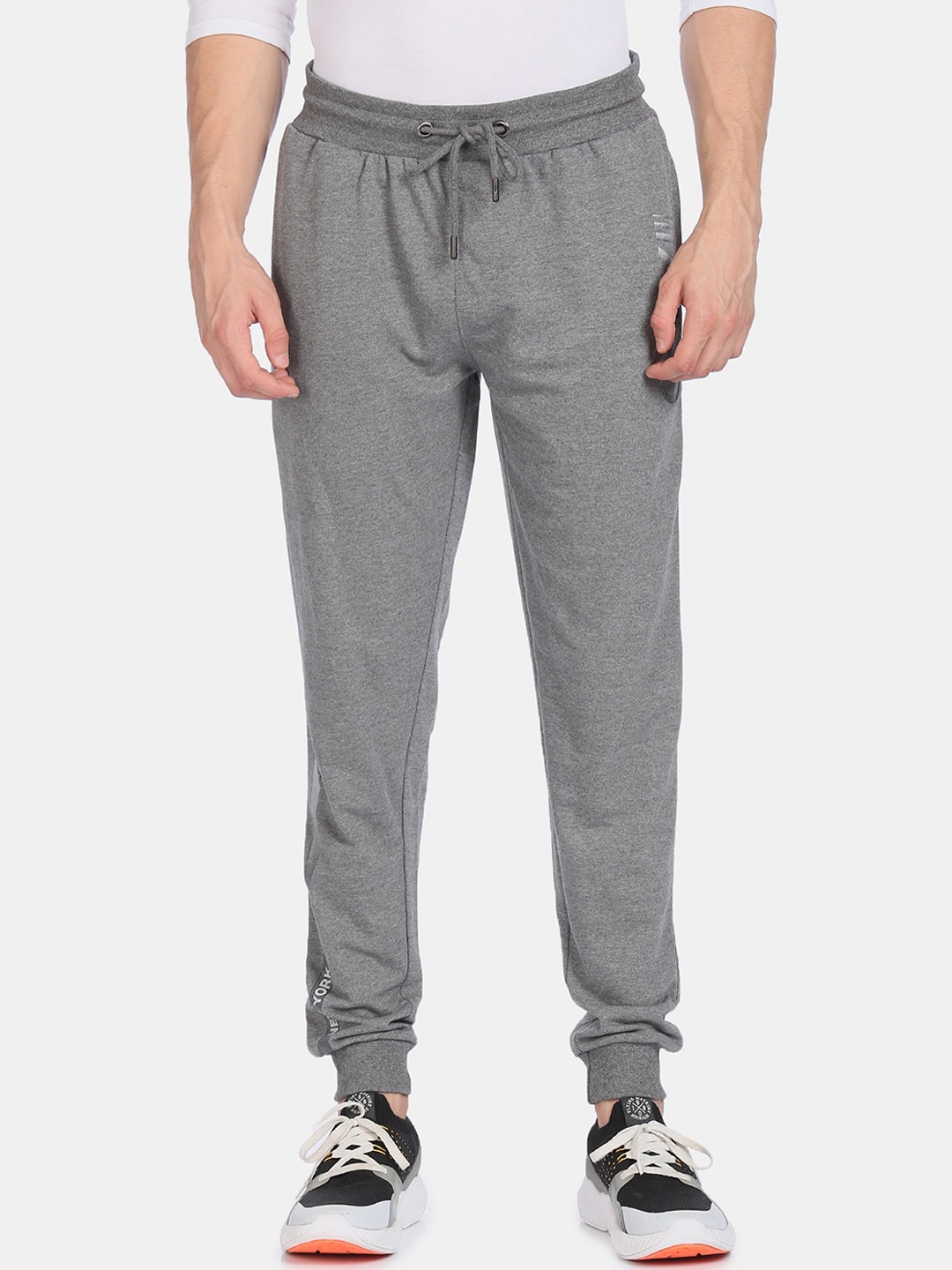 

Aeropostale Men Grey Solid Straight-Fit Joggers