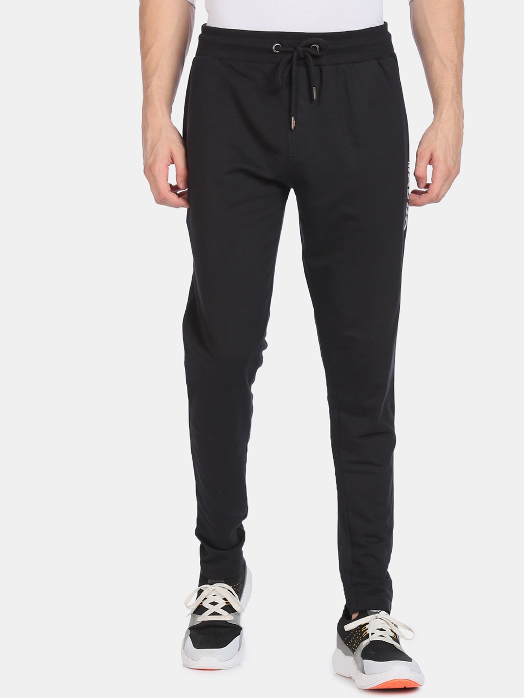 

Aeropostale Men Black Solid Pure Cotton Straight-Fit Joggers