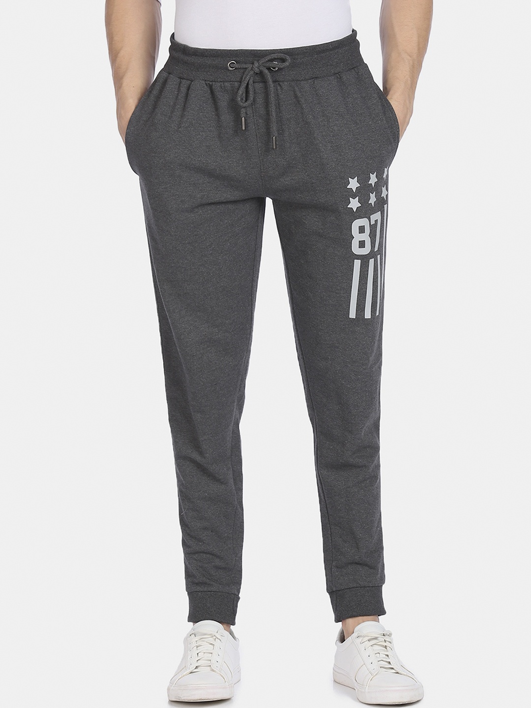 

Aeropostale Men Charcoal Grey Coloured Solid Straight-Fit Joggers