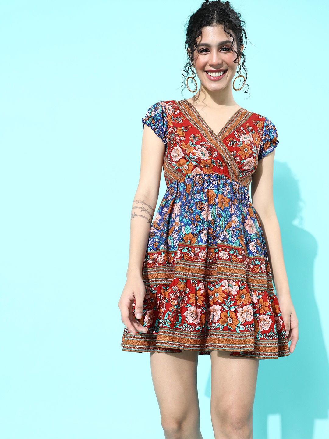 

Berrylush Women Blue & Red Floral Mini Fit & Flare Dress