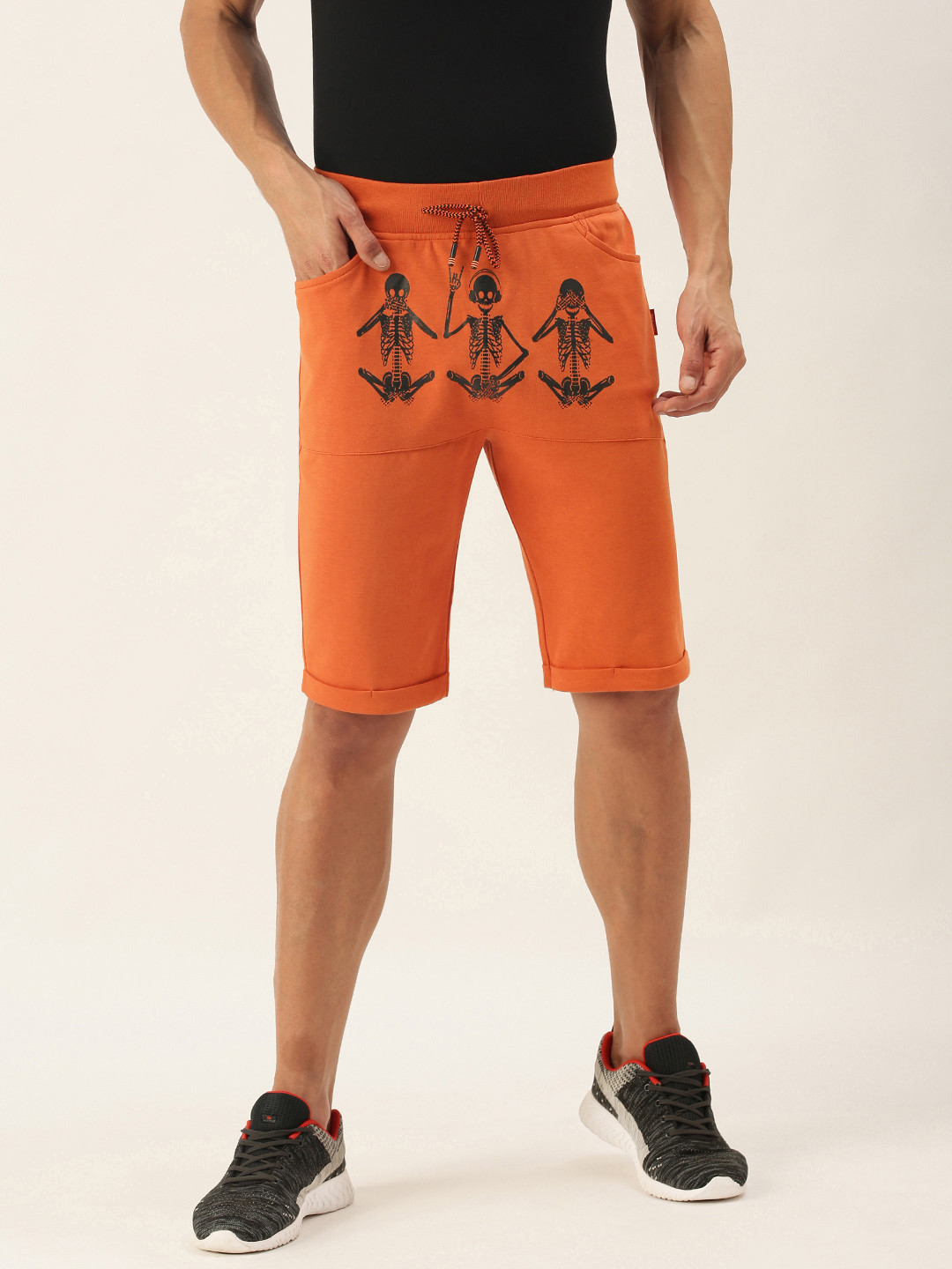 

Yuvraah Men Orange Printed Shorts