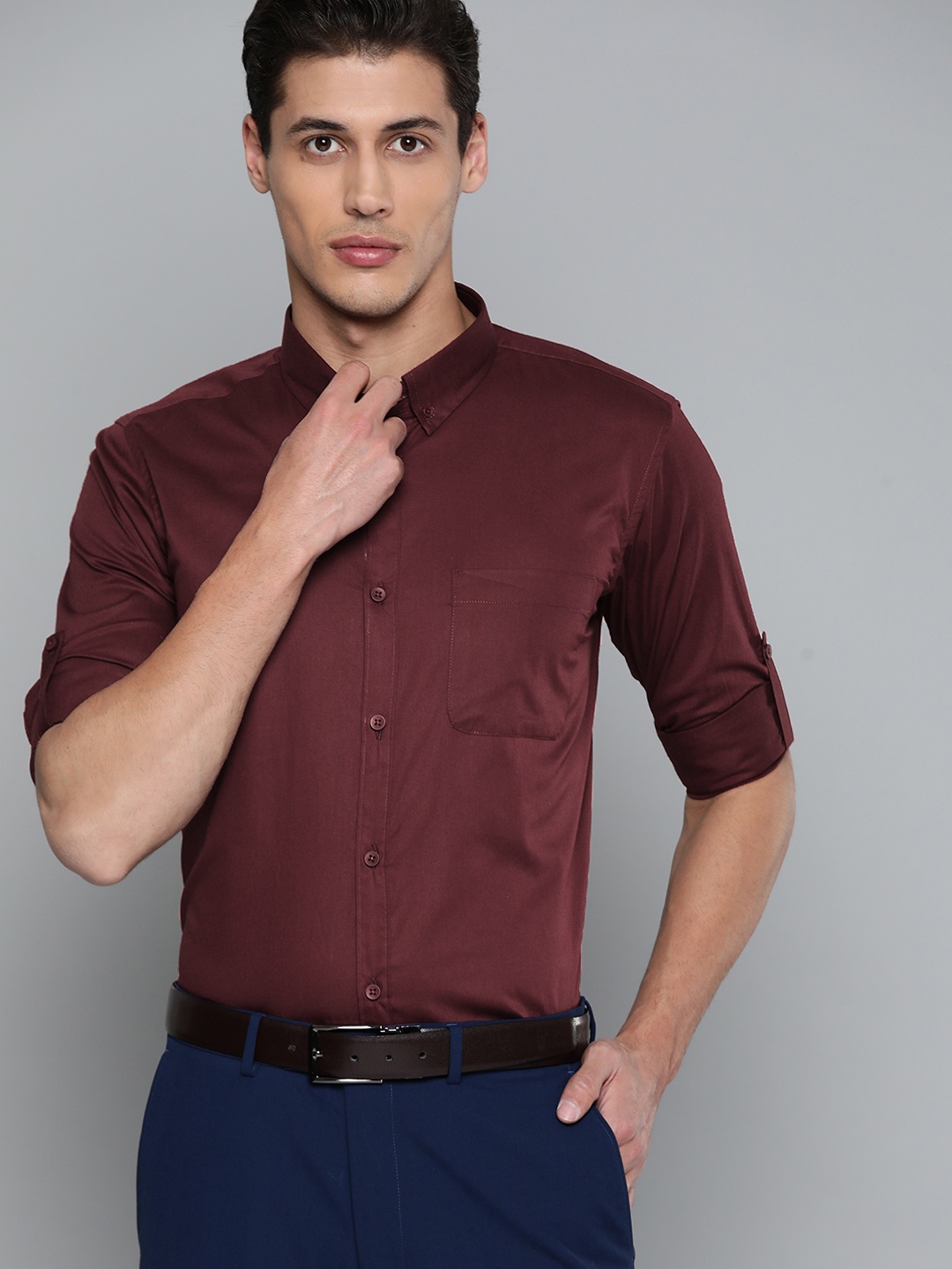 

DENNISON Men Maroon Smart Slim Fit Bio-Engineered Quick-Dry Odour-Free Formal Shirt