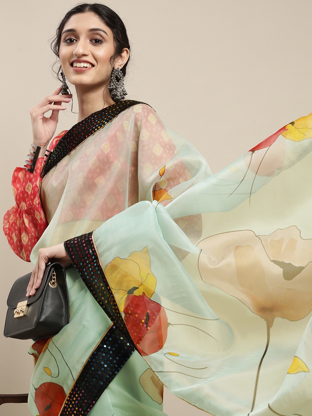 

SHAVYA Sea Green Floral Sequinned Organza Saree